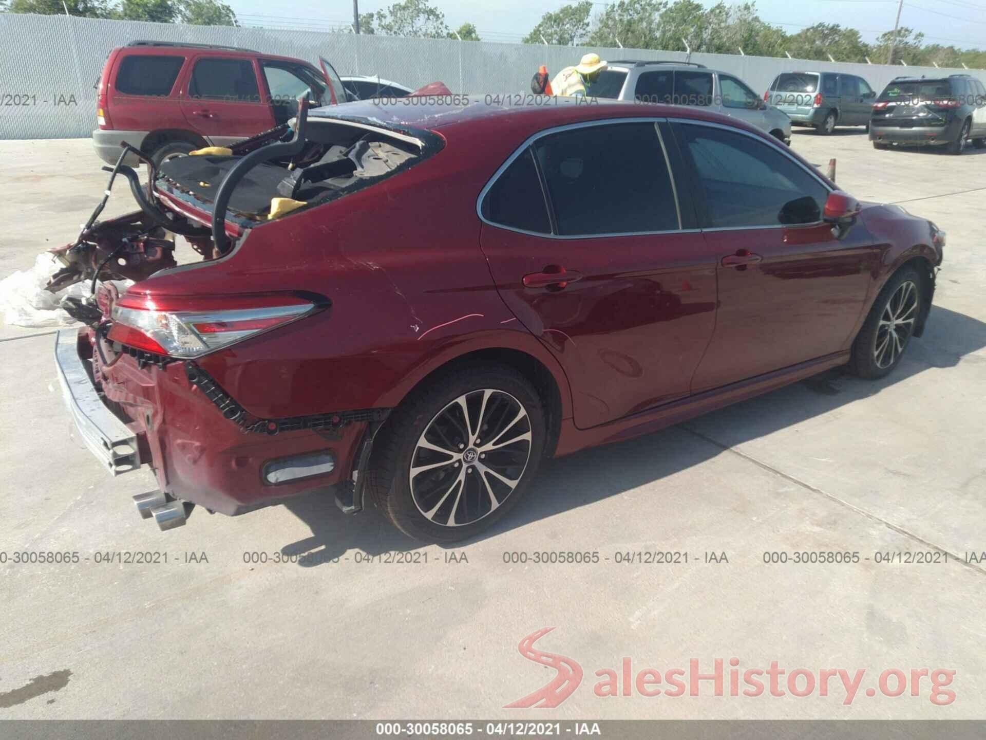 4T1B11HK6JU664603 2018 TOYOTA CAMRY