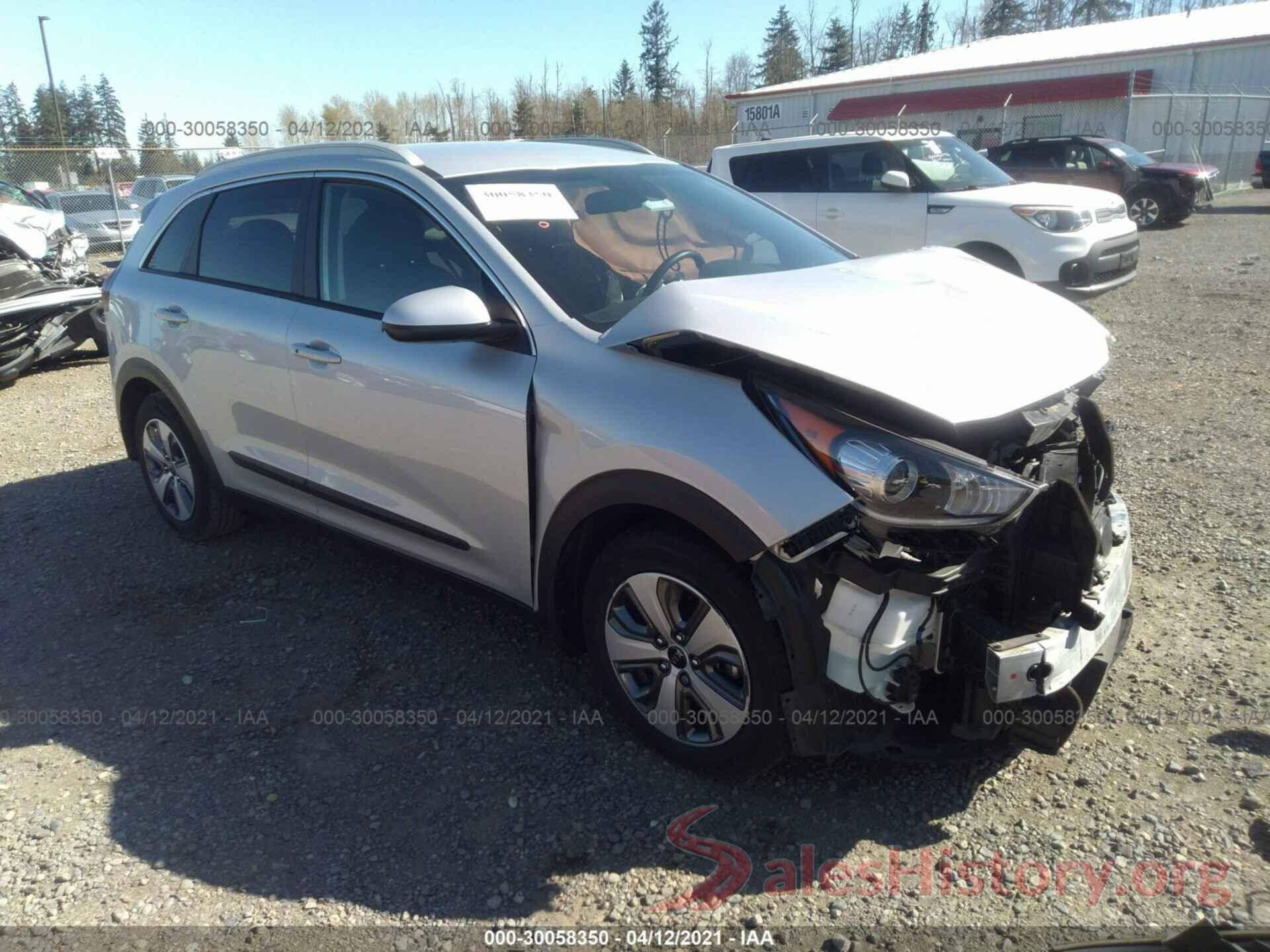 KNDCB3LC4K5223095 2019 KIA NIRO