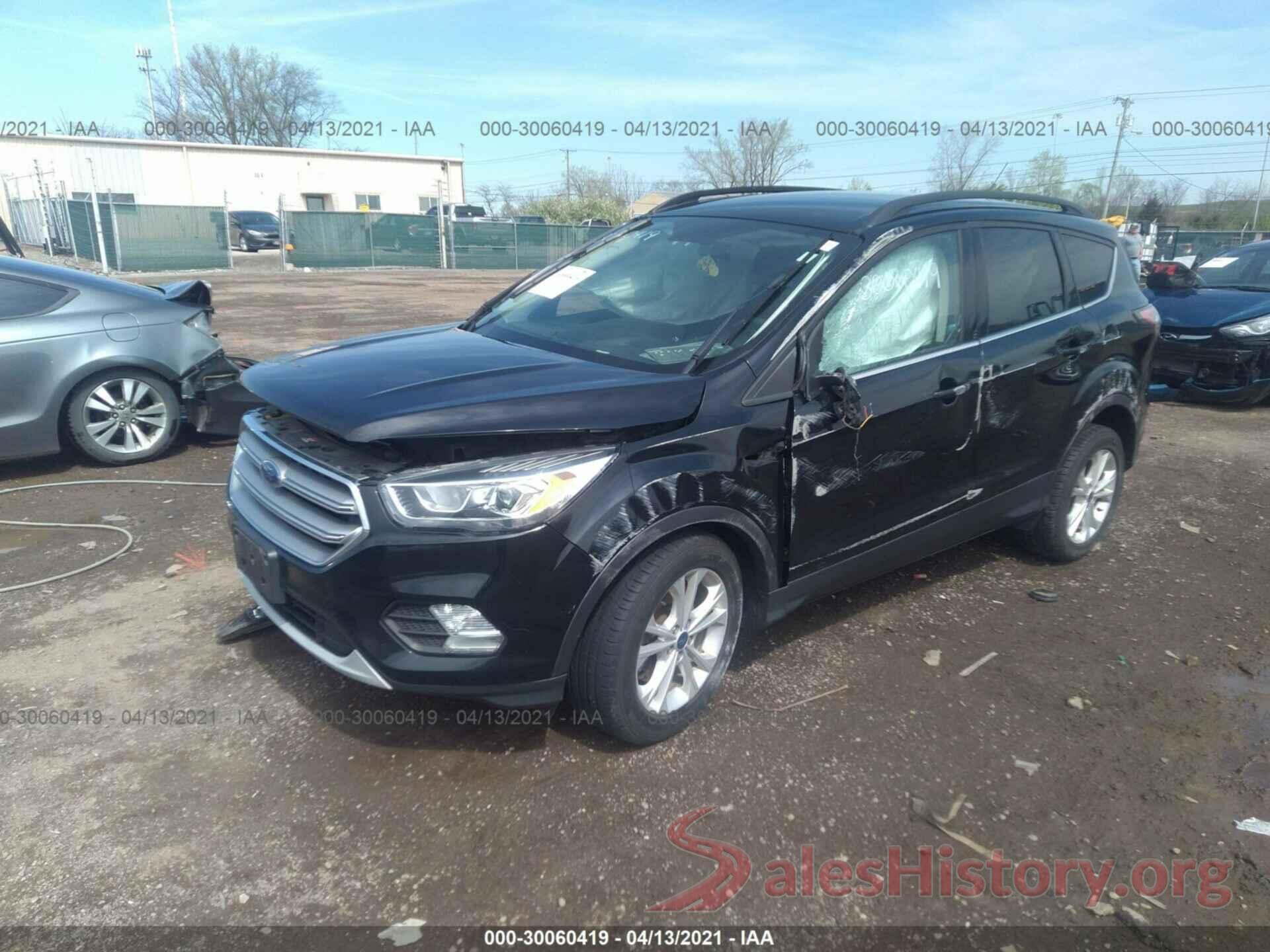 1FMCU9G9XHUA52150 2017 FORD ESCAPE