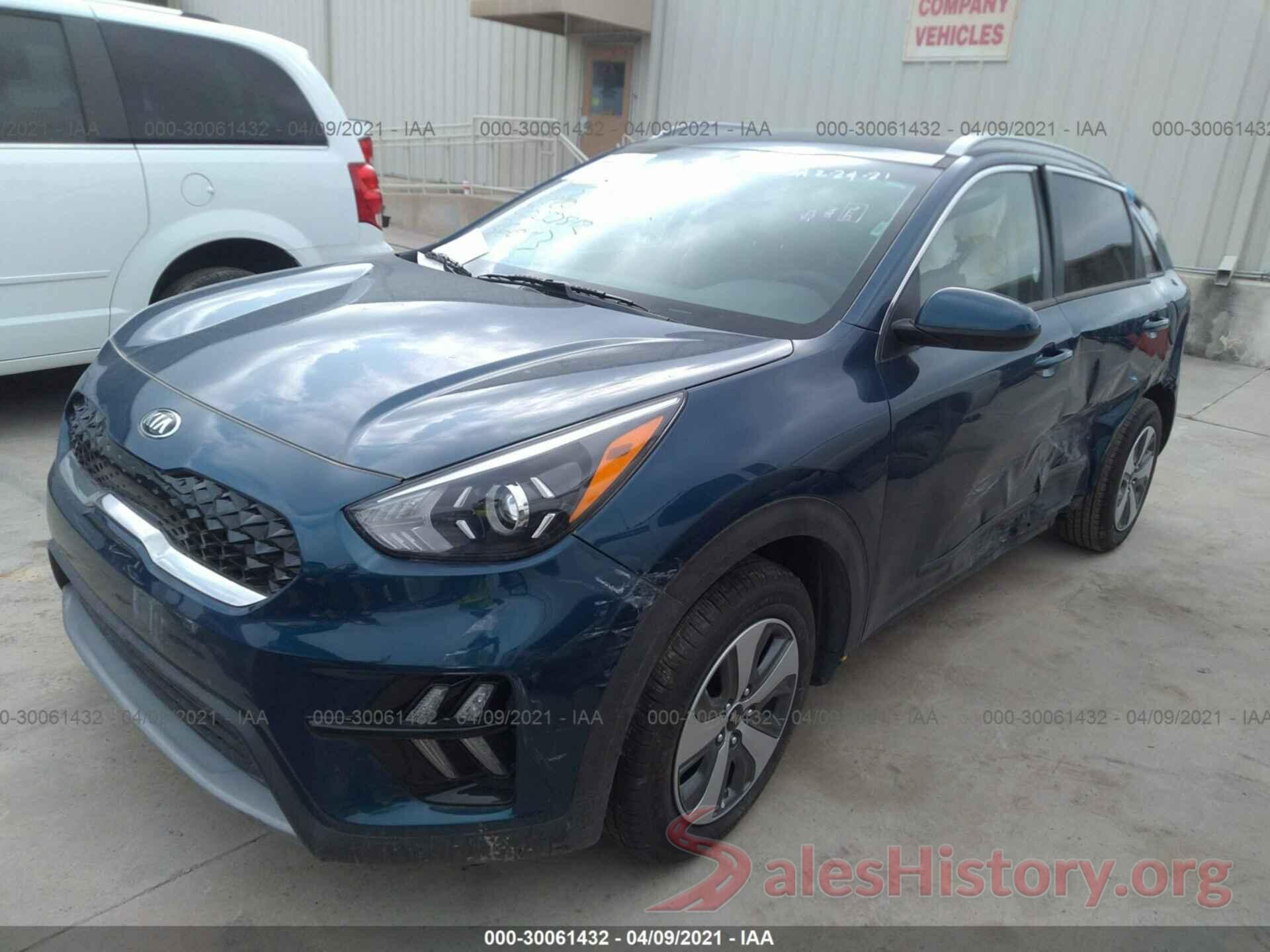 KNDCB3LC5L5360113 2020 KIA NIRO