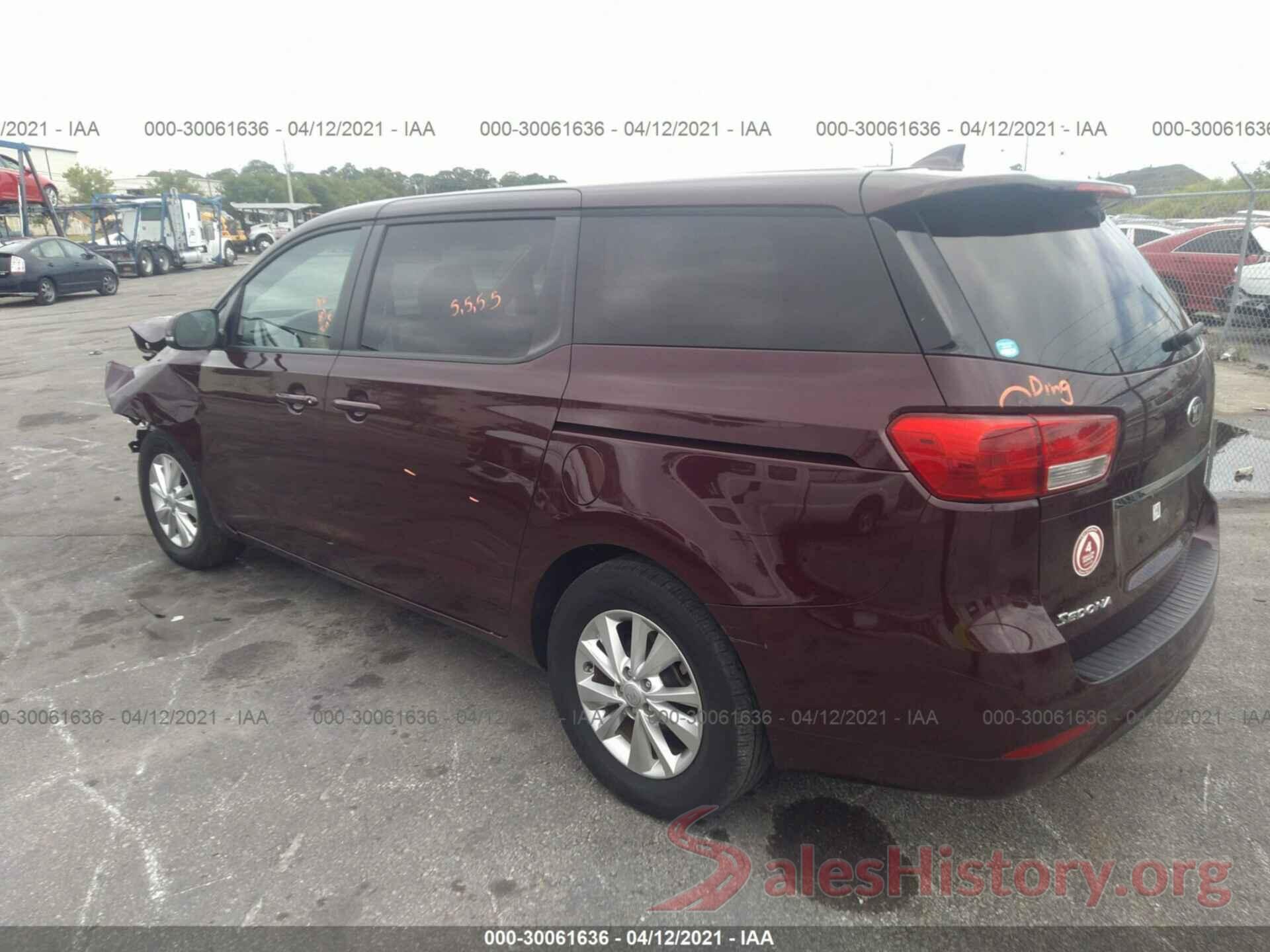 KNDMB5C11J6395785 2018 KIA SEDONA