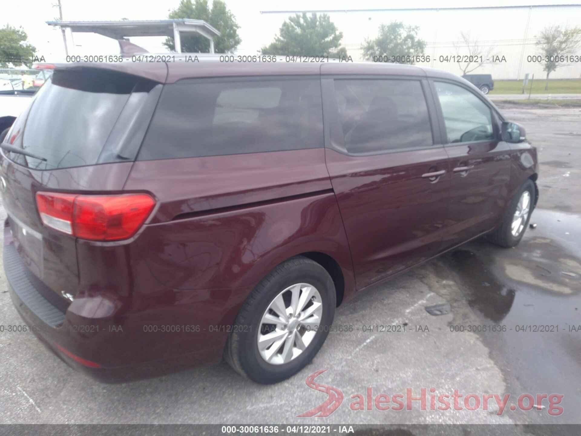 KNDMB5C11J6395785 2018 KIA SEDONA