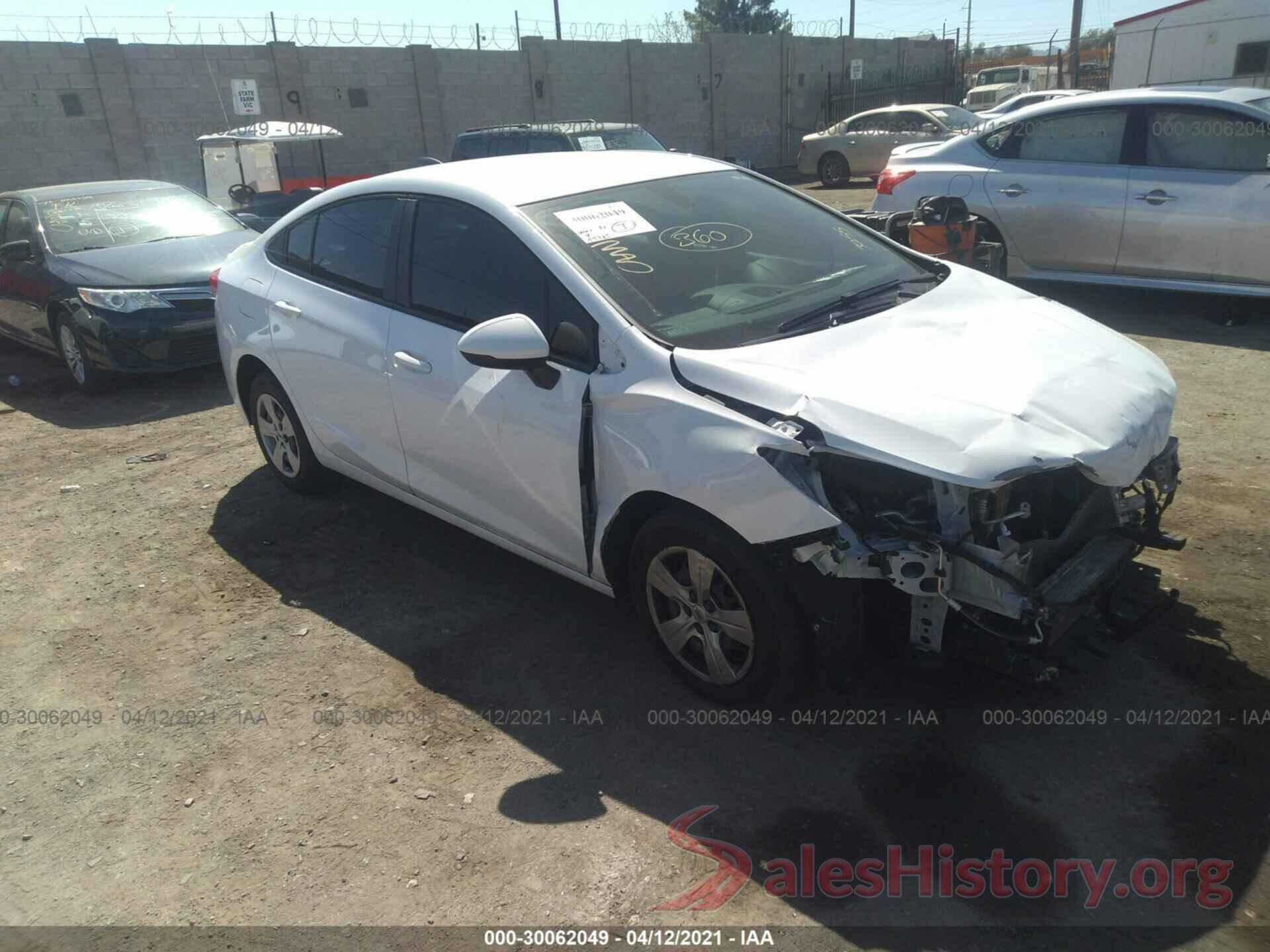 1G1BC5SM2J7231352 2018 CHEVROLET CRUZE