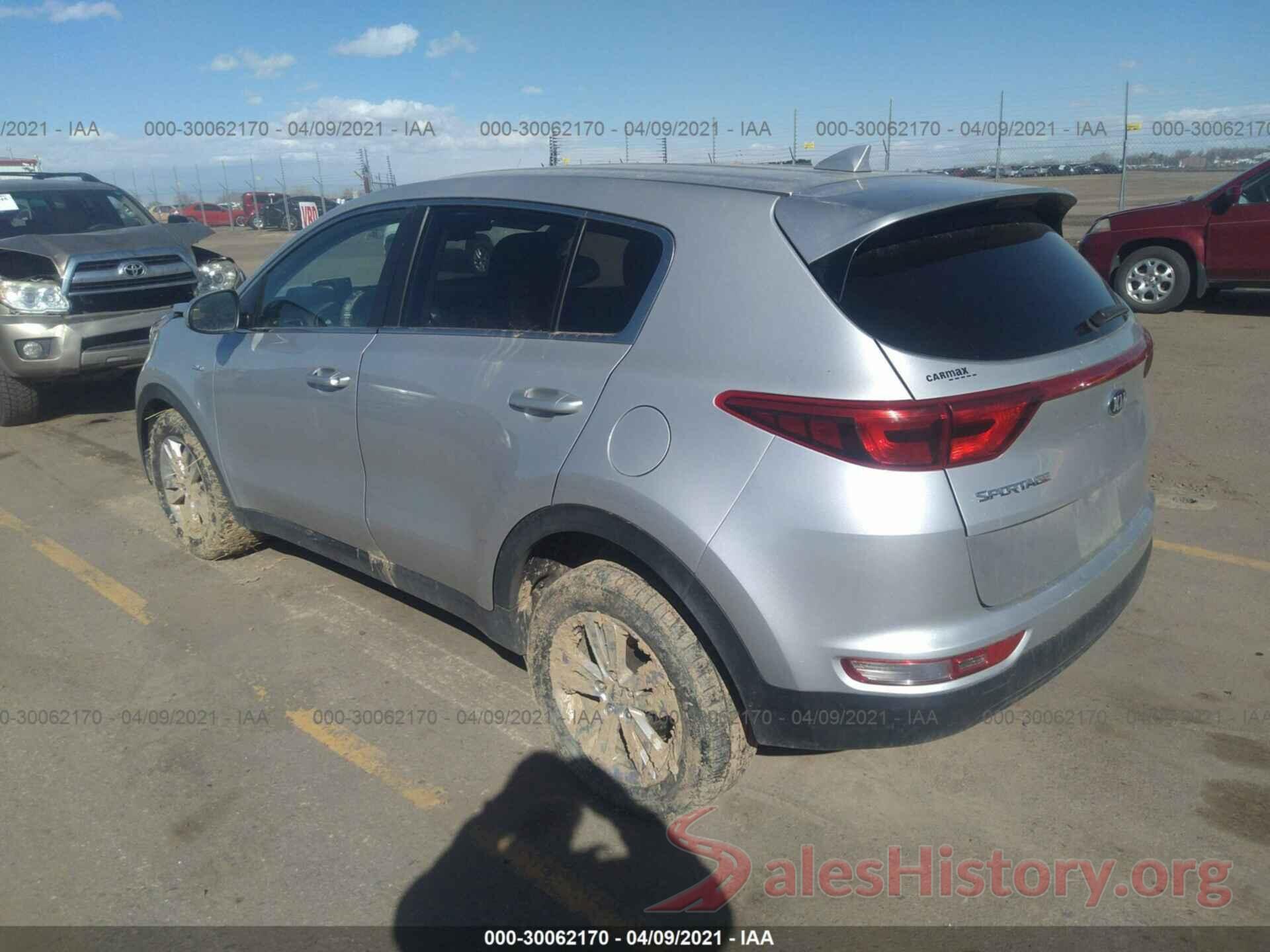 KNDPMCAC7J7422711 2018 KIA SPORTAGE