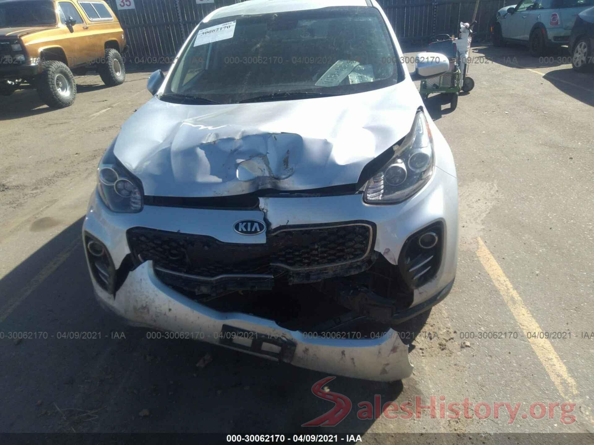 KNDPMCAC7J7422711 2018 KIA SPORTAGE