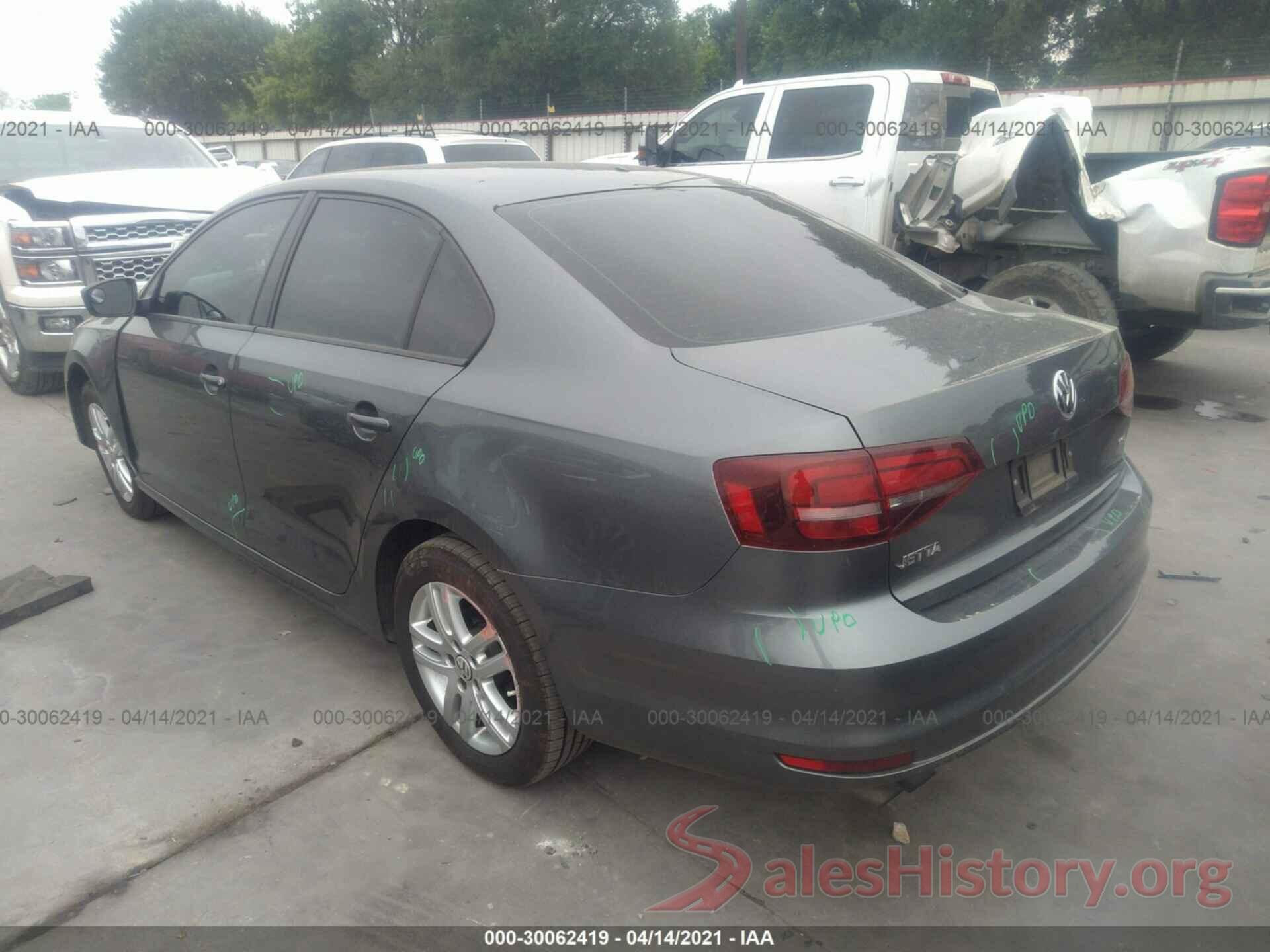 3VW2B7AJ5JM227263 2018 VOLKSWAGEN JETTA