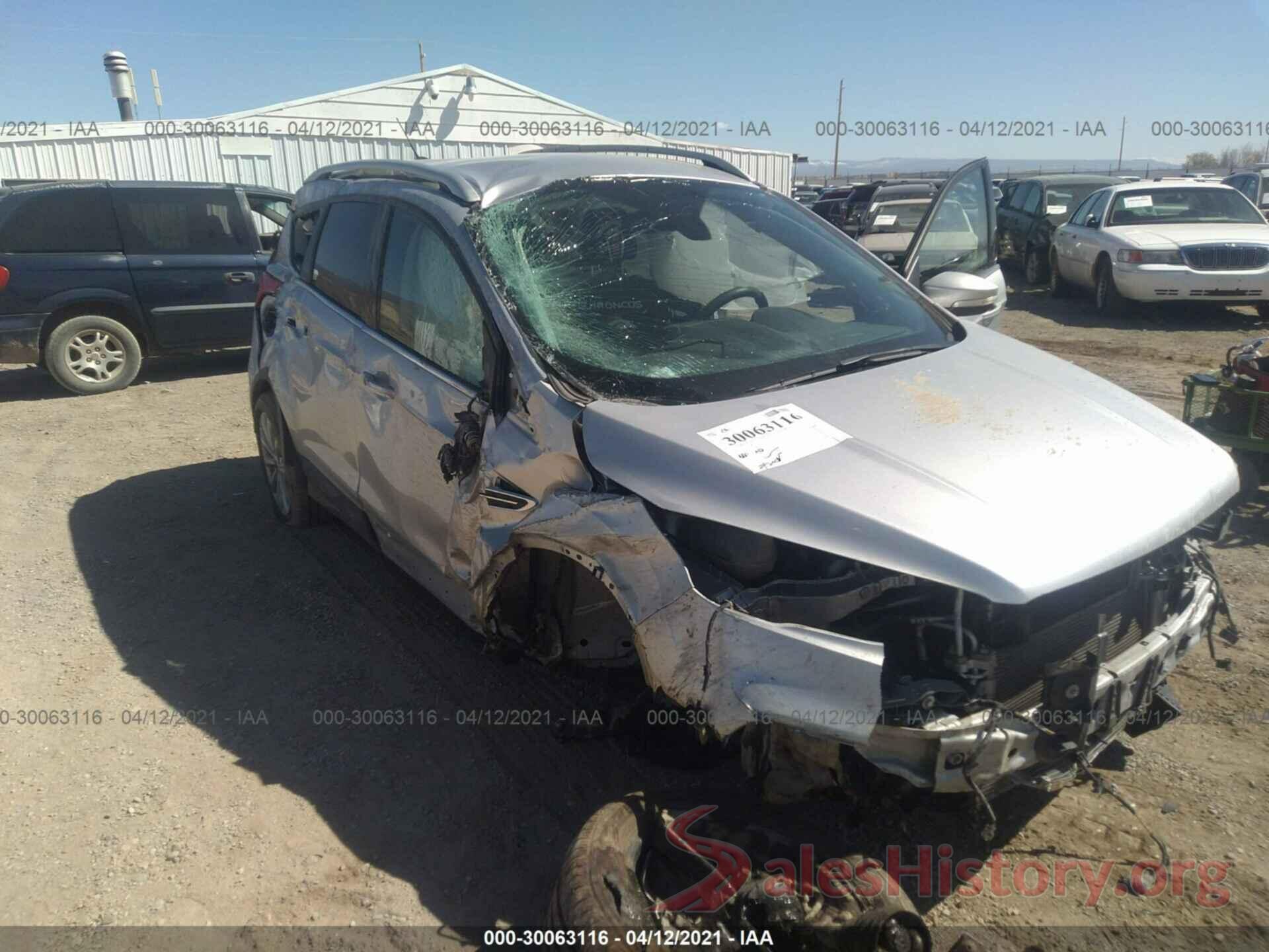 1FMCU9J92HUA61479 2017 FORD ESCAPE