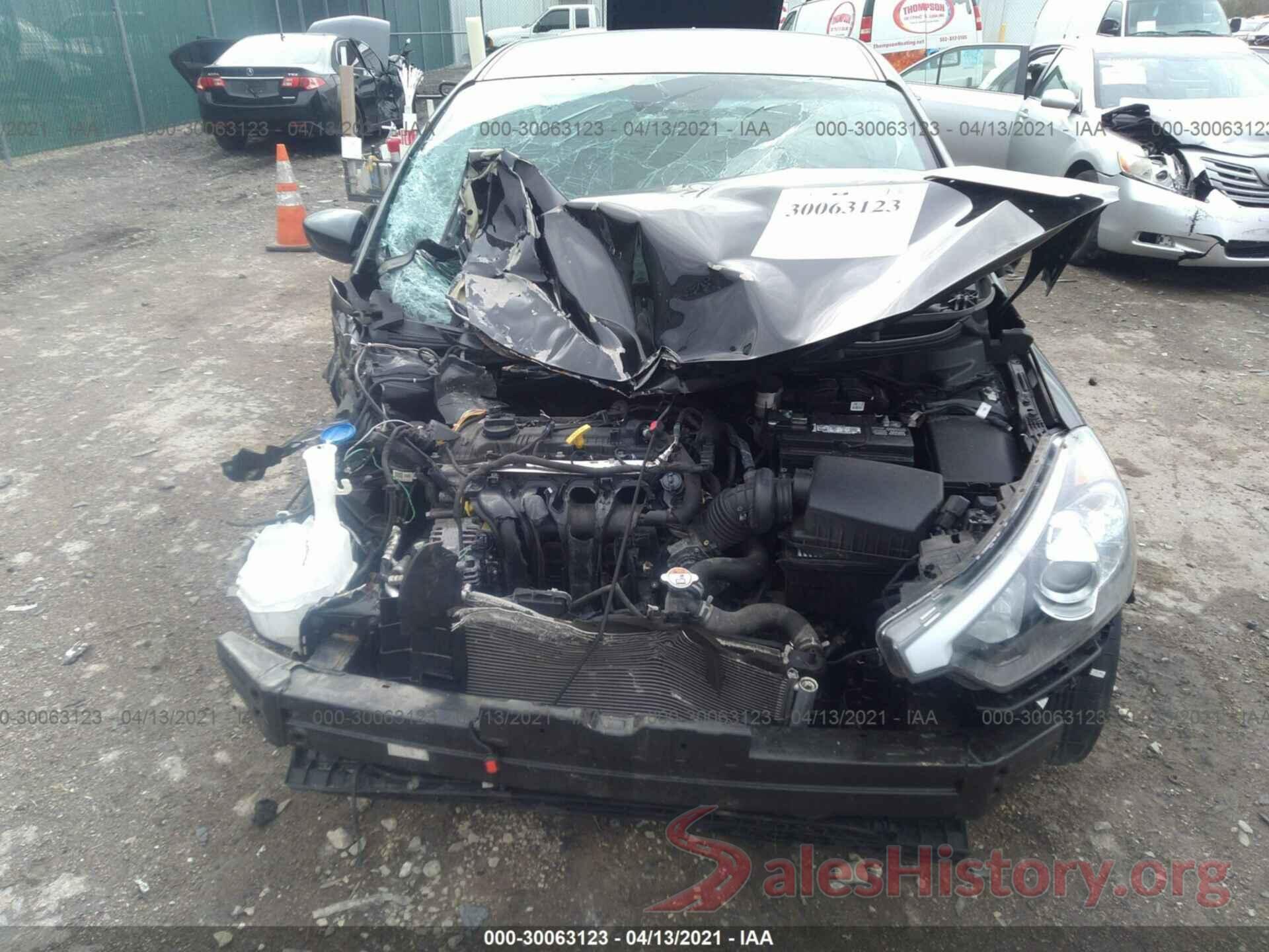 KNAFK4A63G5575220 2016 KIA FORTE