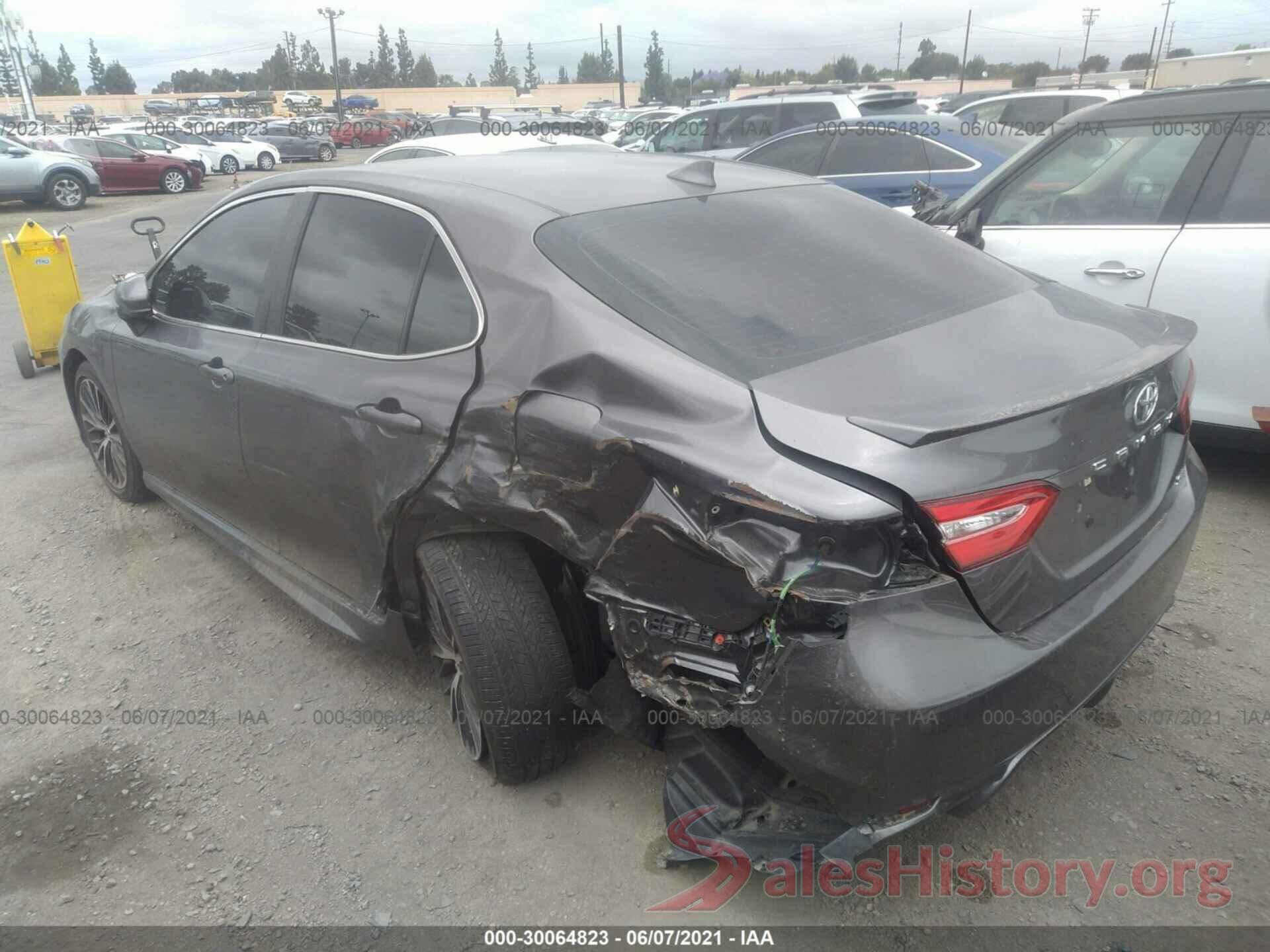 4T1B11HK4KU299551 2019 TOYOTA CAMRY