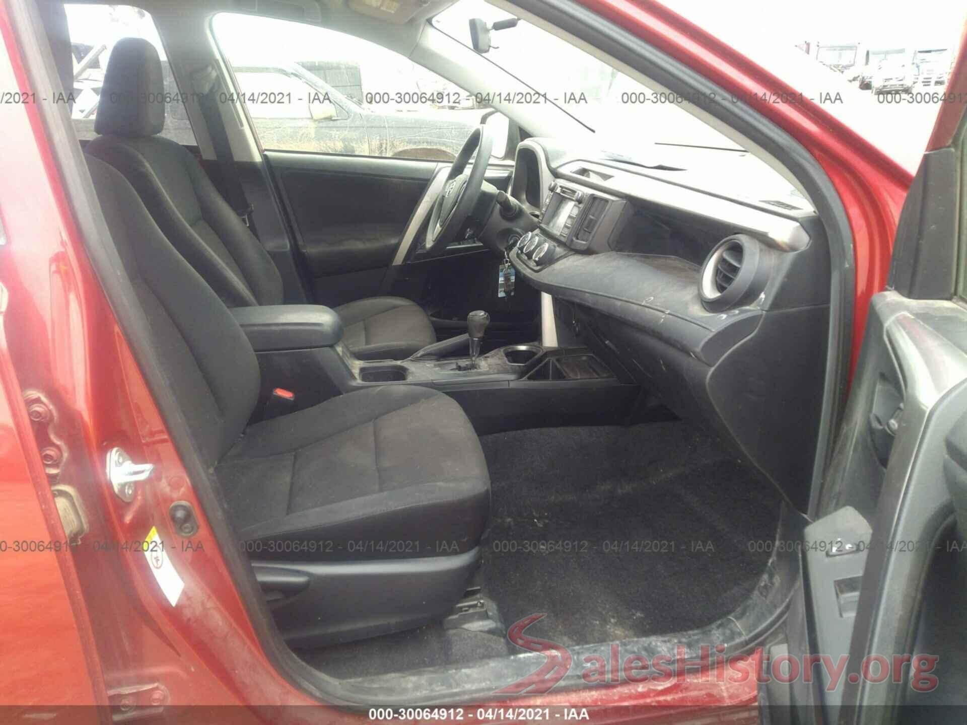 JTMBFREV3GJ099899 2016 TOYOTA RAV4