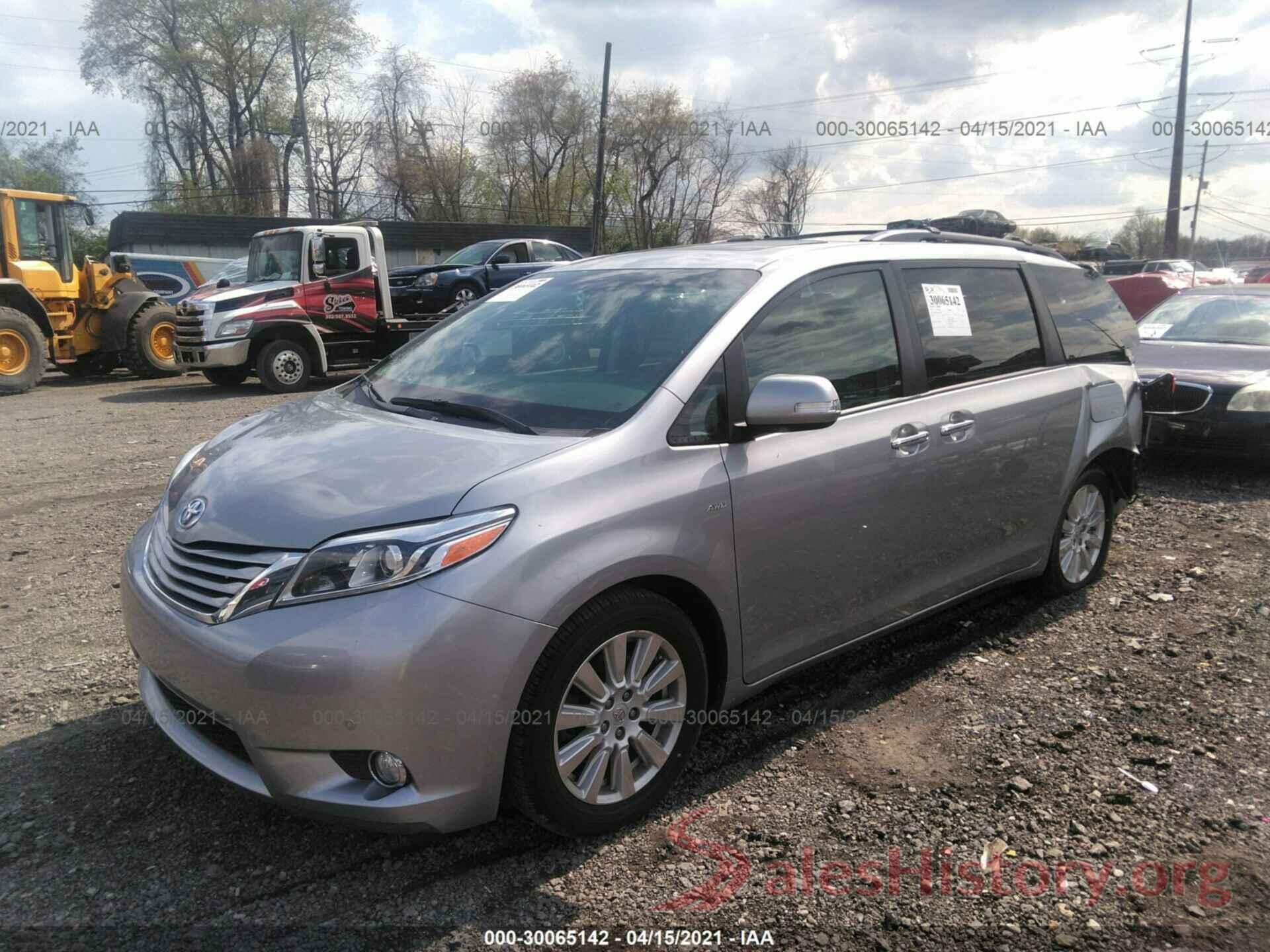 5TDDZ3DCXHS157671 2017 TOYOTA SIENNA