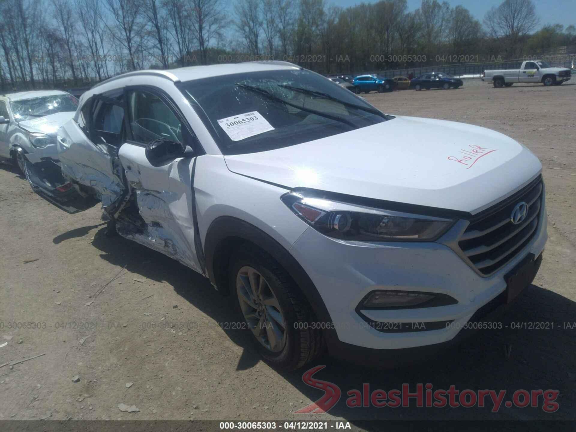 KM8J3CA48HU416926 2017 HYUNDAI TUCSON