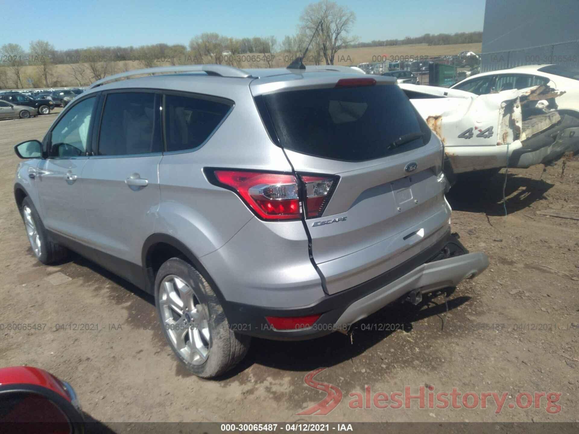 1FMCU9J92JUD29114 2018 FORD ESCAPE