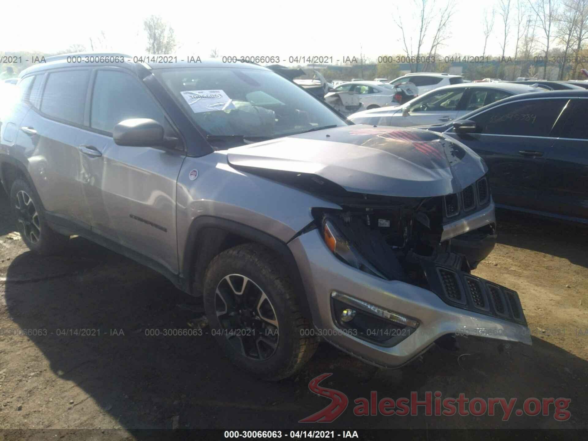 3C4NJDDBXLT119073 2020 JEEP COMPASS