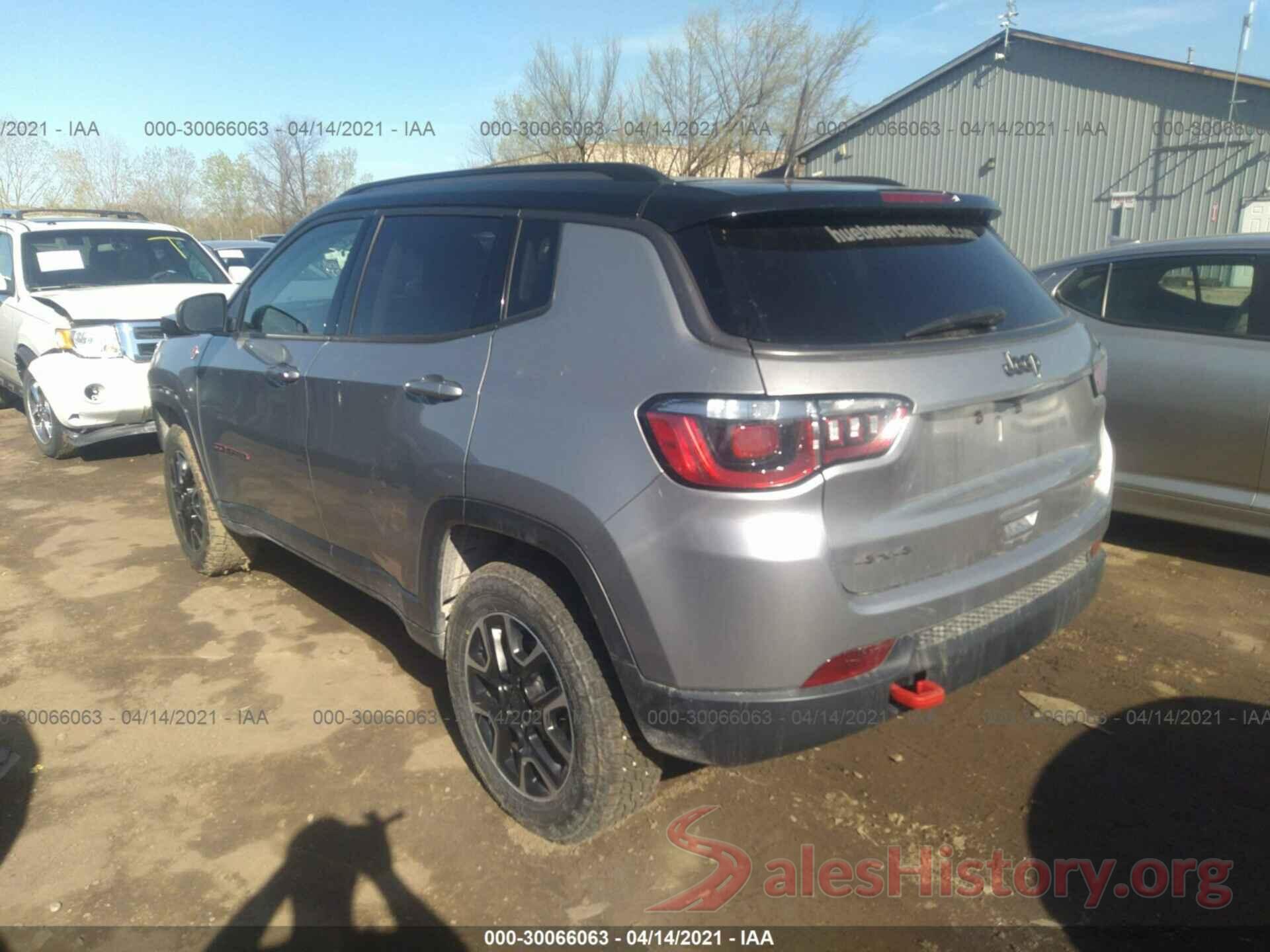 3C4NJDDBXLT119073 2020 JEEP COMPASS