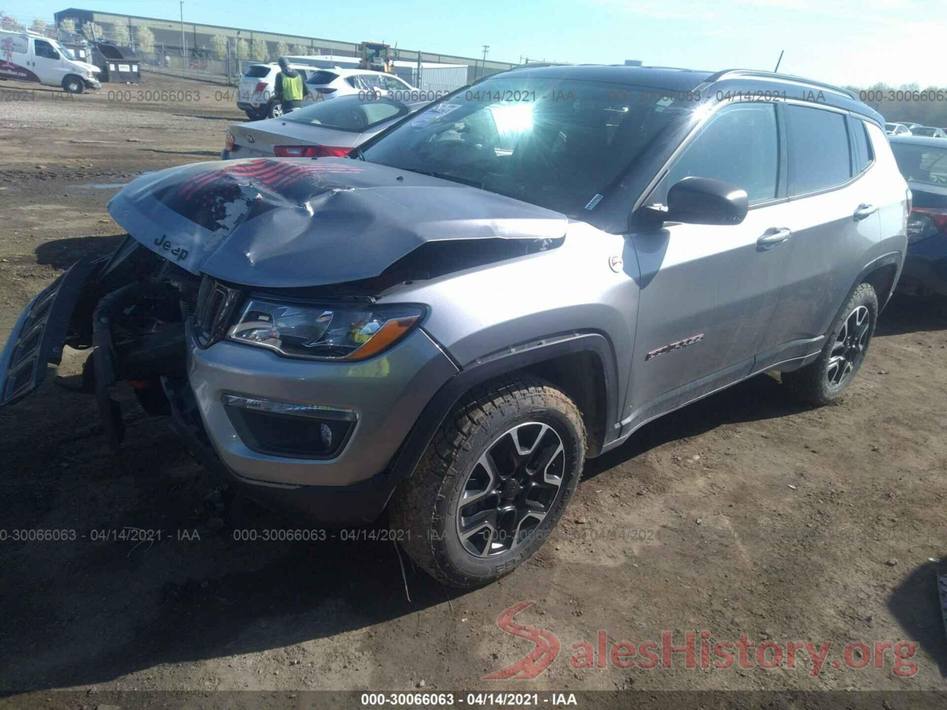 3C4NJDDBXLT119073 2020 JEEP COMPASS