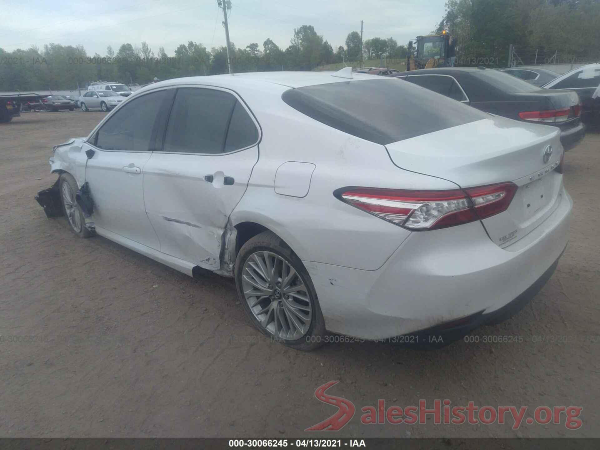 4T1B11HK0KU758445 2019 TOYOTA CAMRY