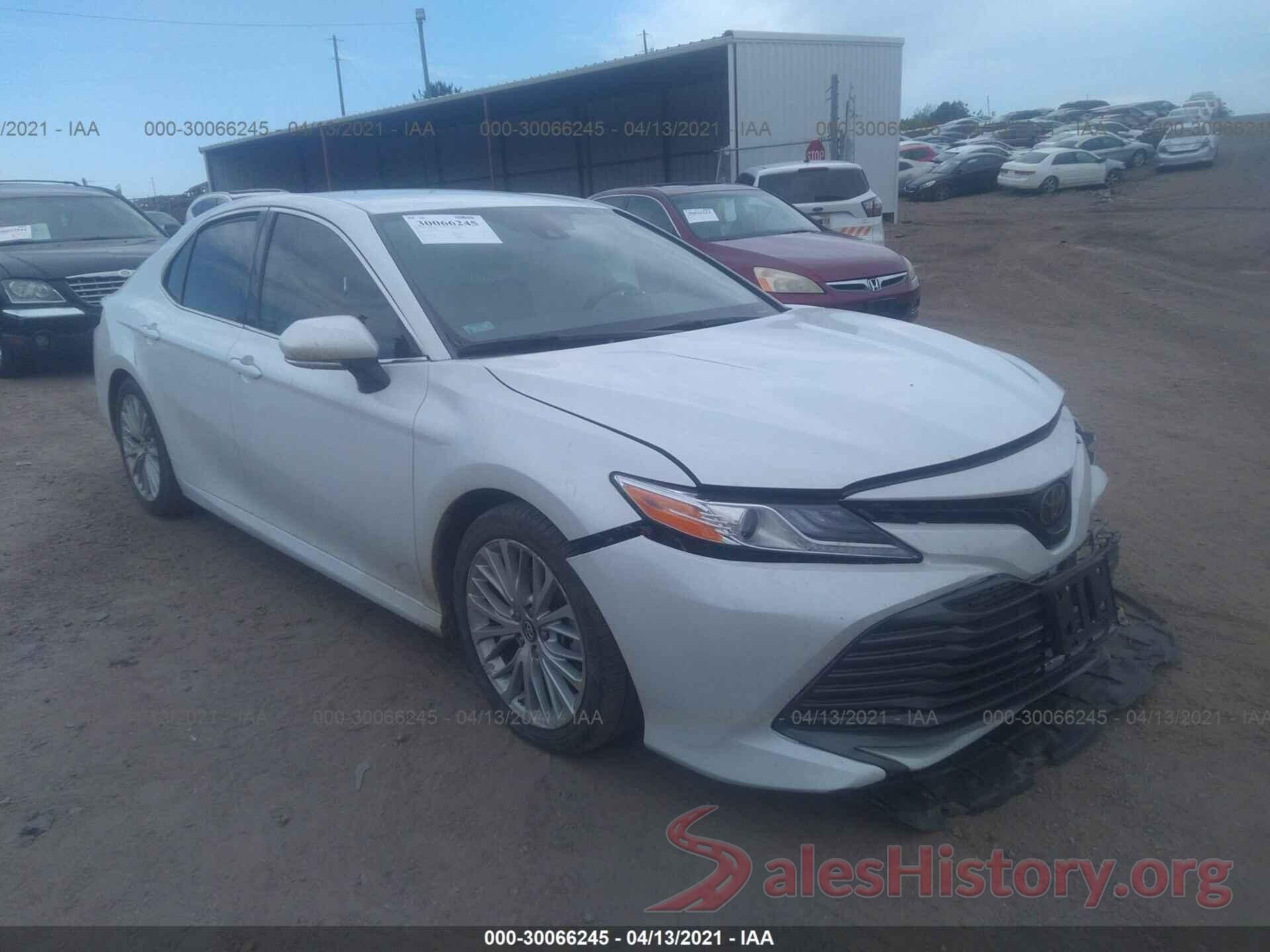 4T1B11HK0KU758445 2019 TOYOTA CAMRY