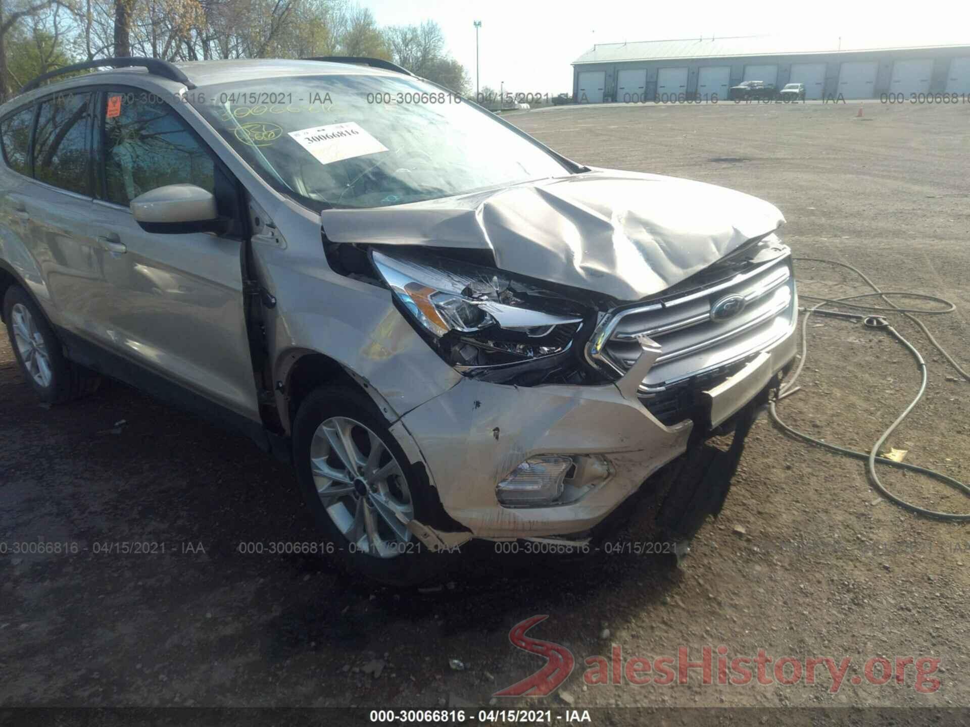 1FMCU0GD5HUC92898 2017 FORD ESCAPE