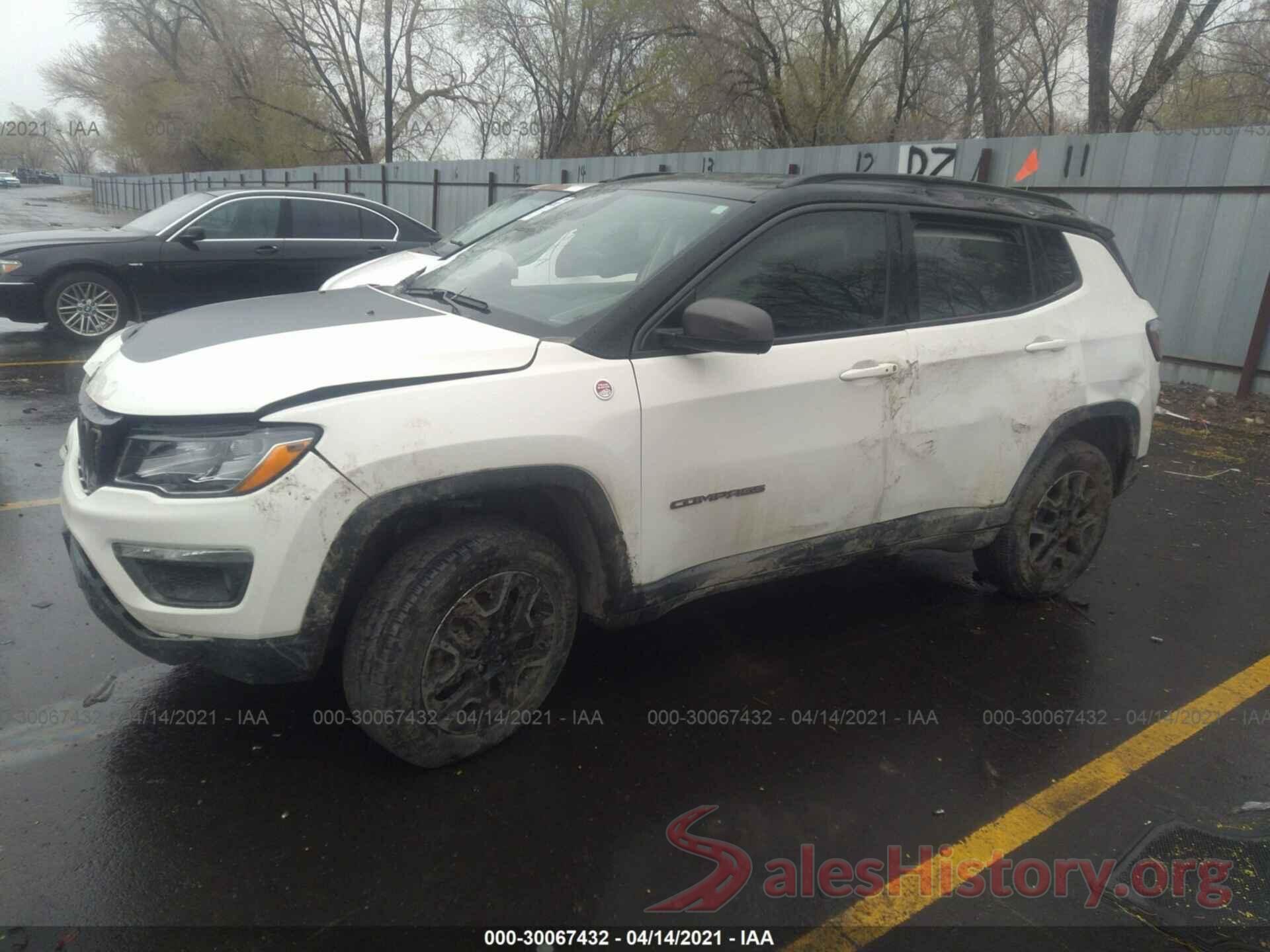 3C4NJDDB2KT653893 2019 JEEP COMPASS