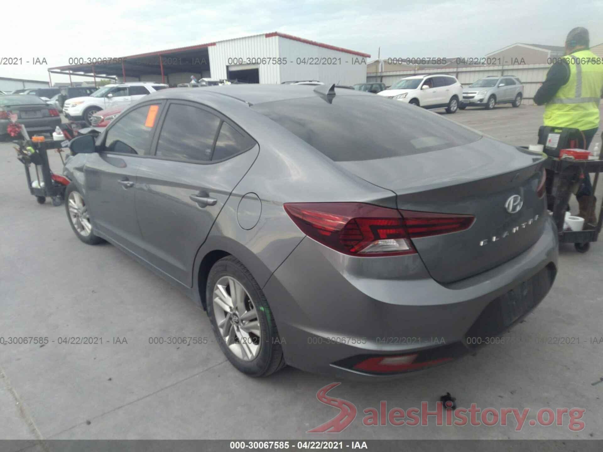 5NPD84LF3KH427745 2019 HYUNDAI ELANTRA