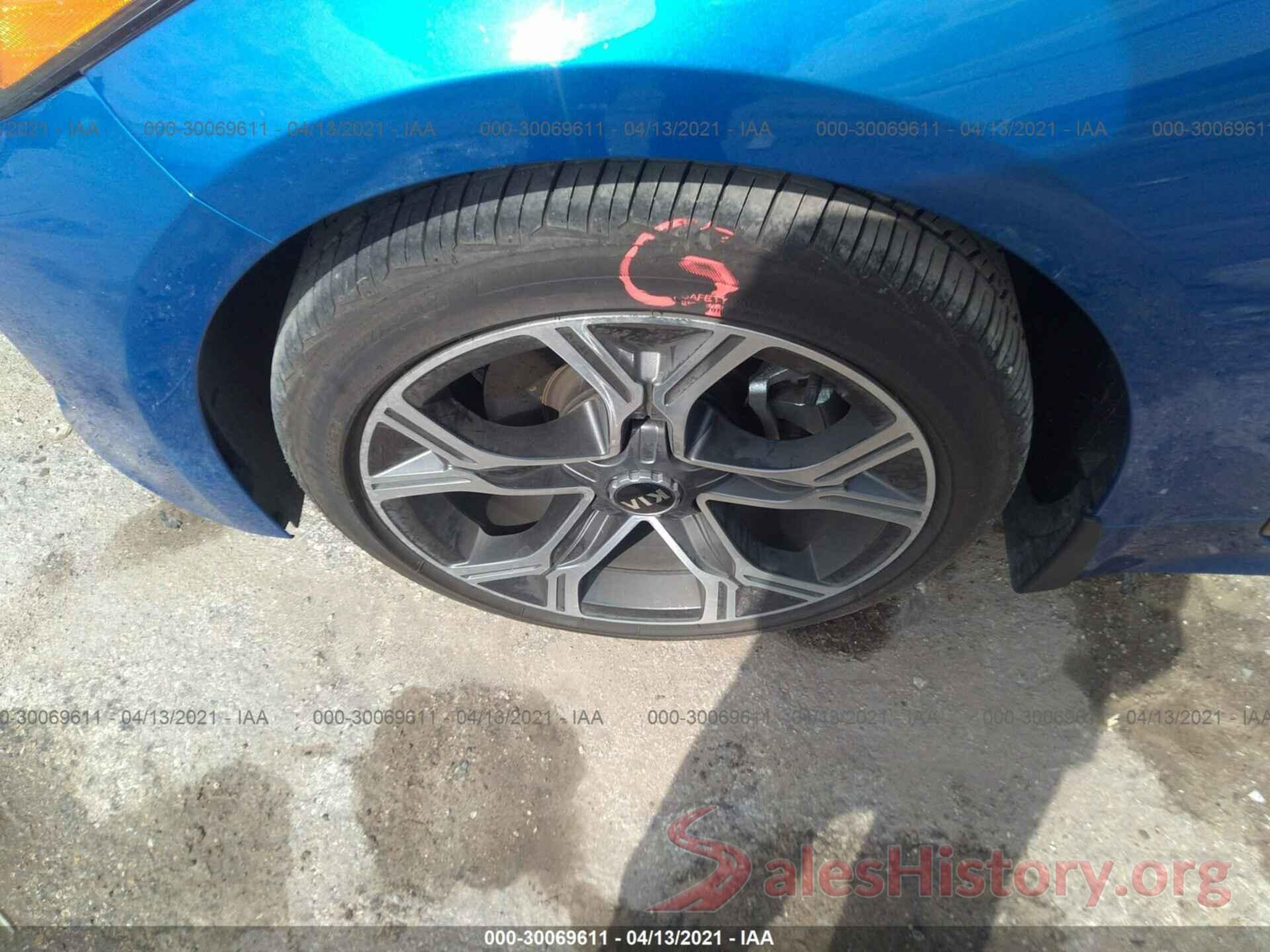 KNAE15LA1L6076975 2020 KIA STINGER