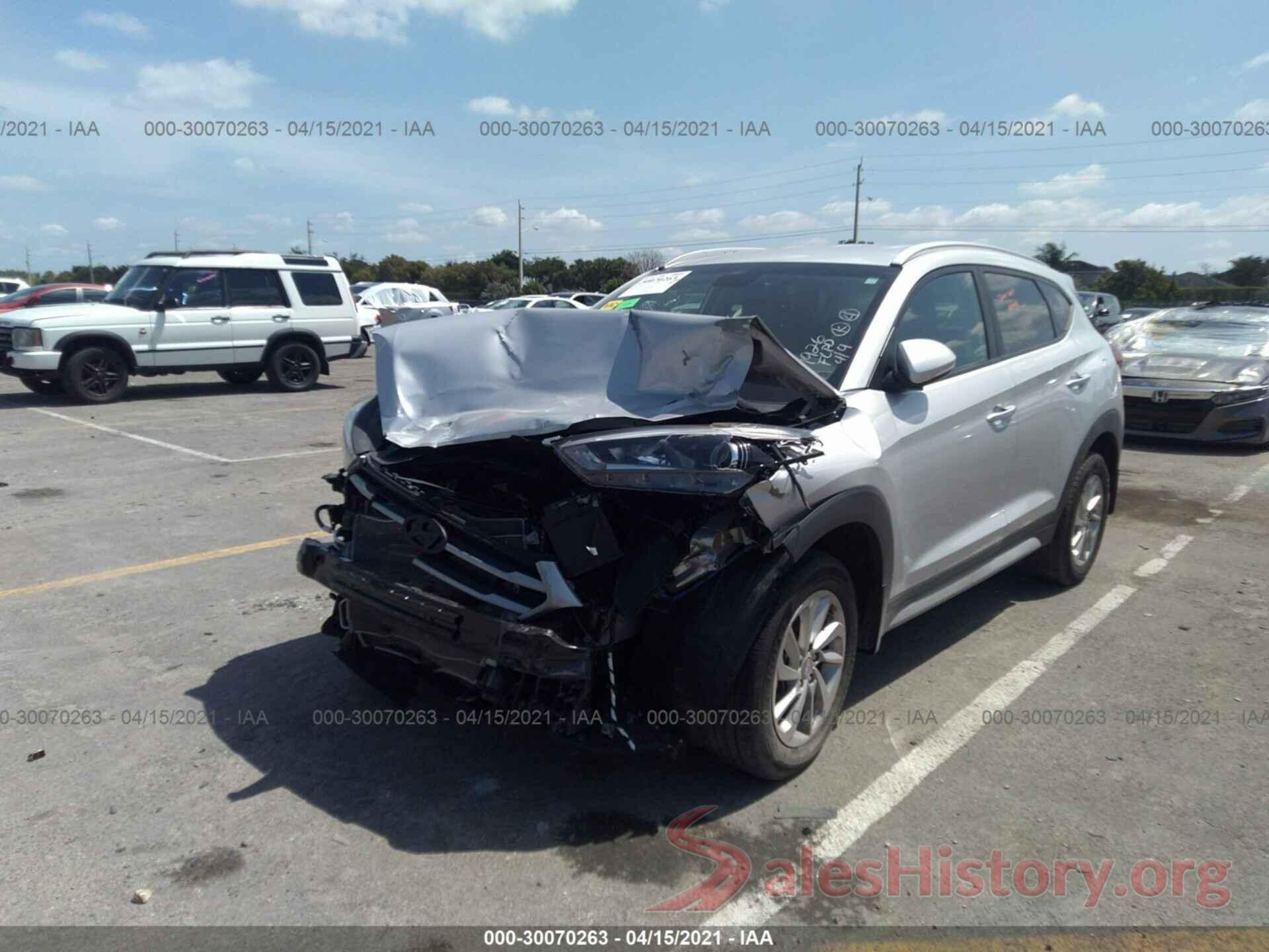 KM8J33A41JU631926 2018 HYUNDAI TUCSON