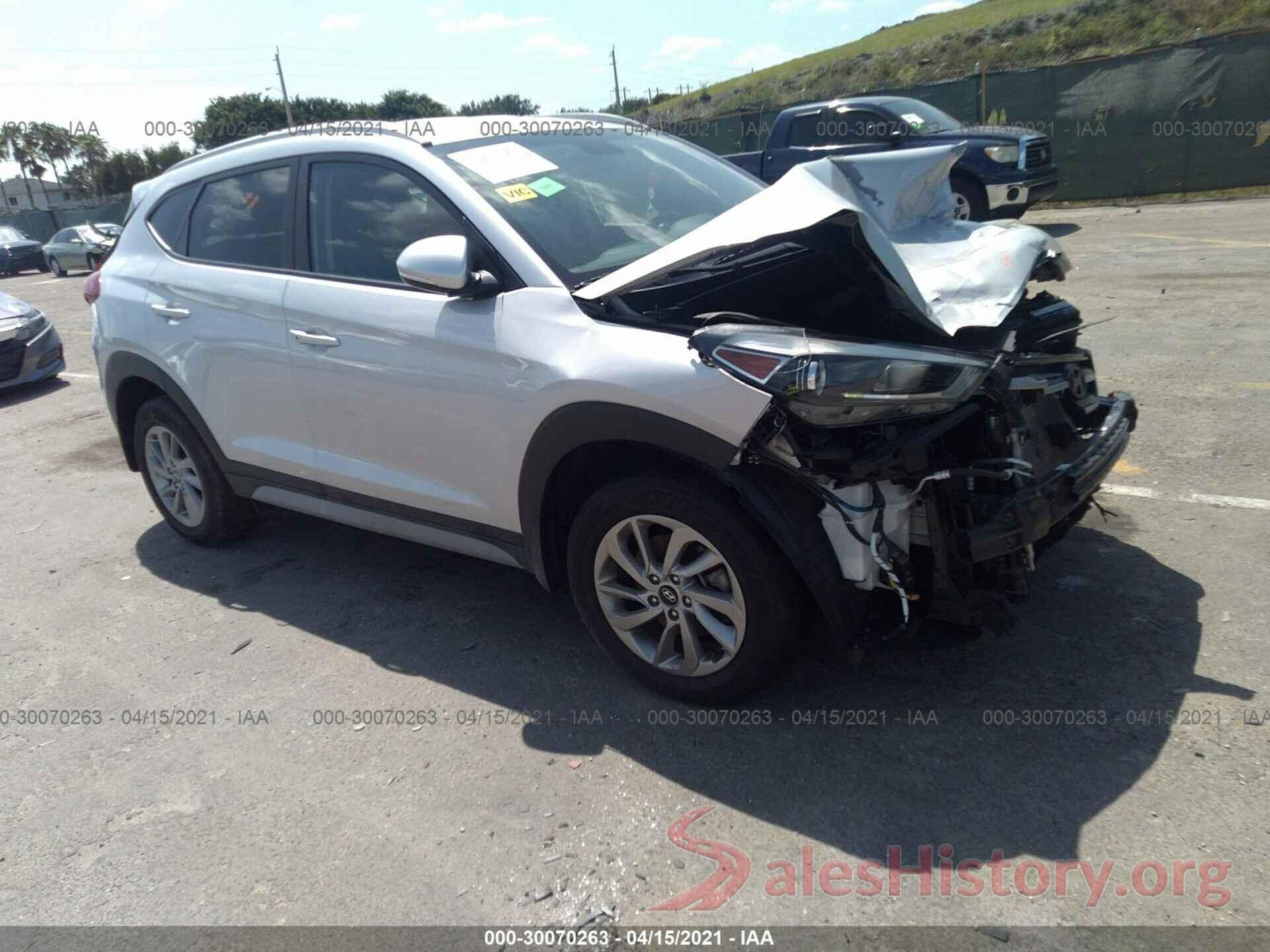 KM8J33A41JU631926 2018 HYUNDAI TUCSON