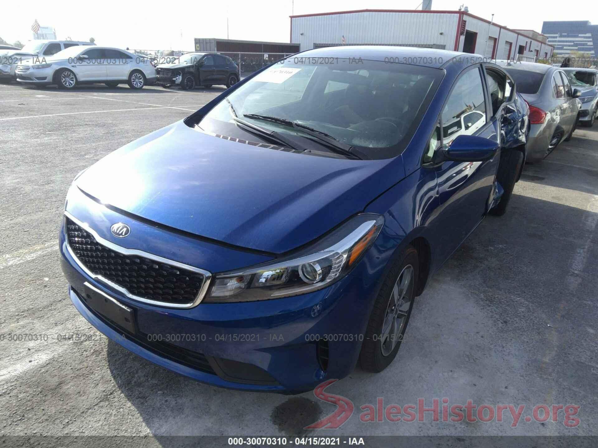 3KPFL4A75JE262786 2018 KIA FORTE