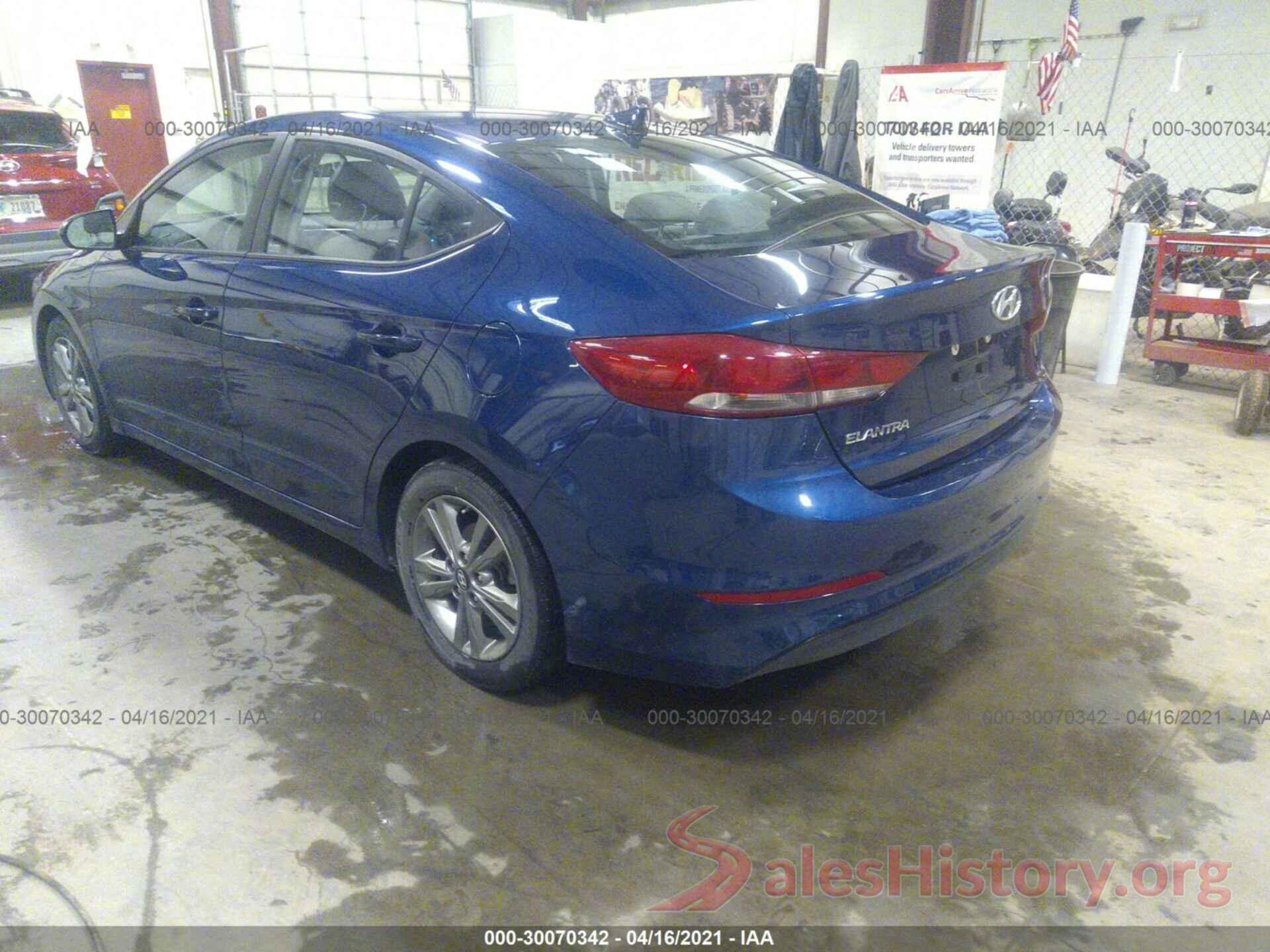 5NPD84LF1JH221211 2018 HYUNDAI ELANTRA