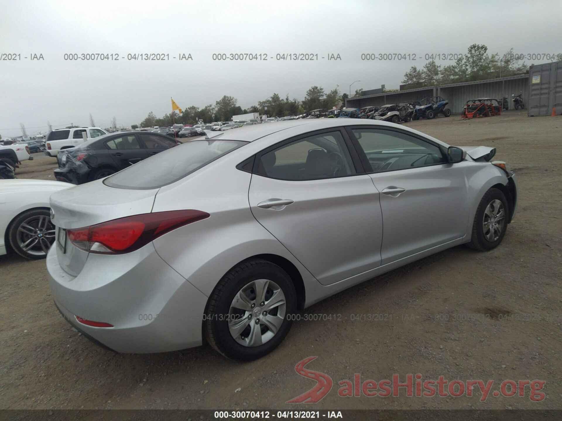 5NPDH4AE2GH672005 2016 HYUNDAI ELANTRA