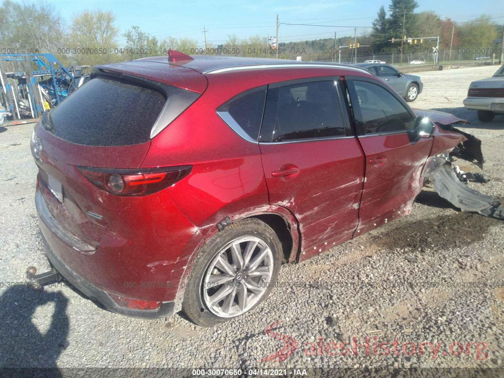 JM3KFBDMXJ0461098 2018 MAZDA CX-5