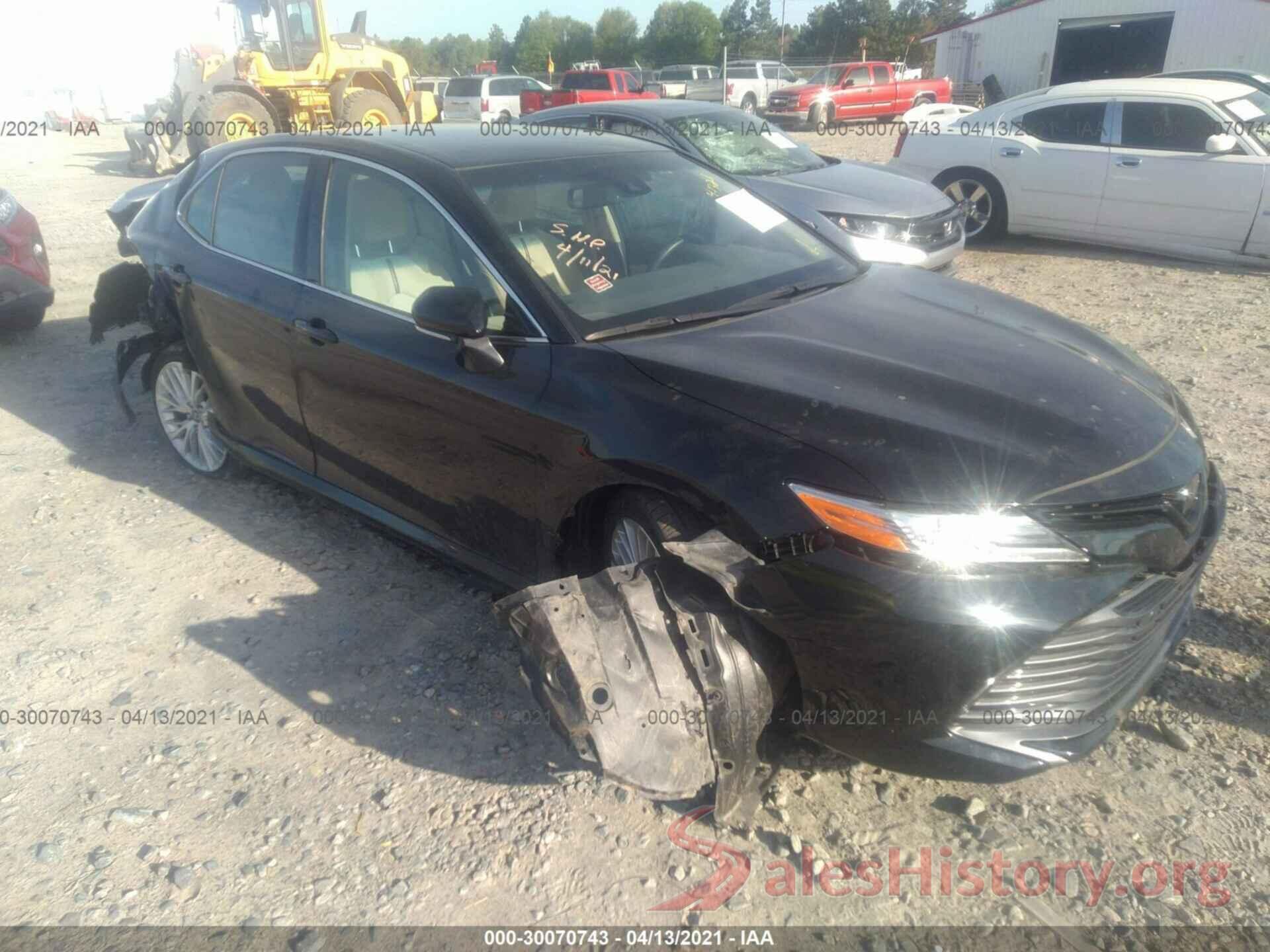 4T1B11HK5JU026228 2018 TOYOTA CAMRY