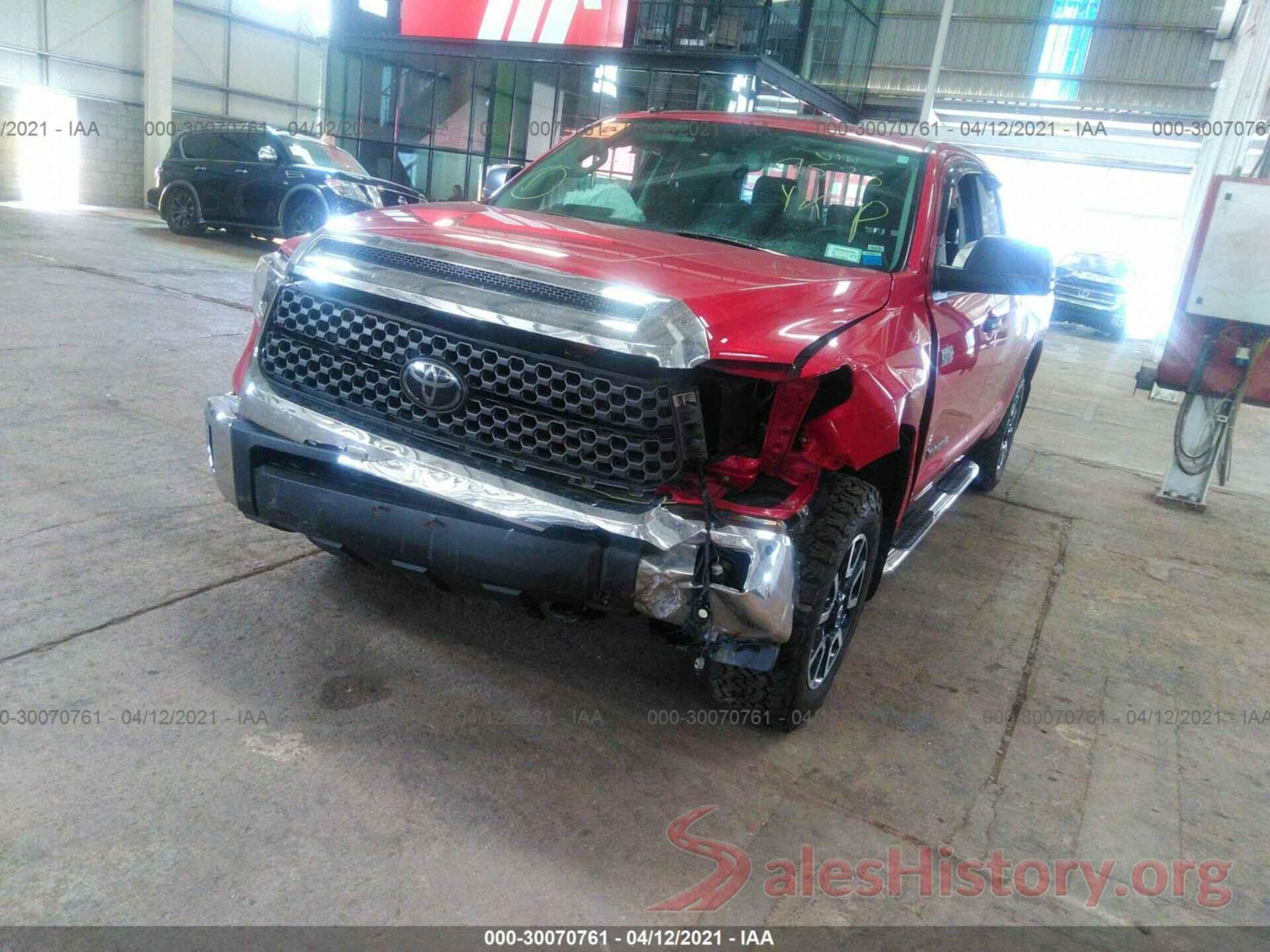 5TFUY5F10JX759523 2018 TOYOTA TUNDRA 4WD