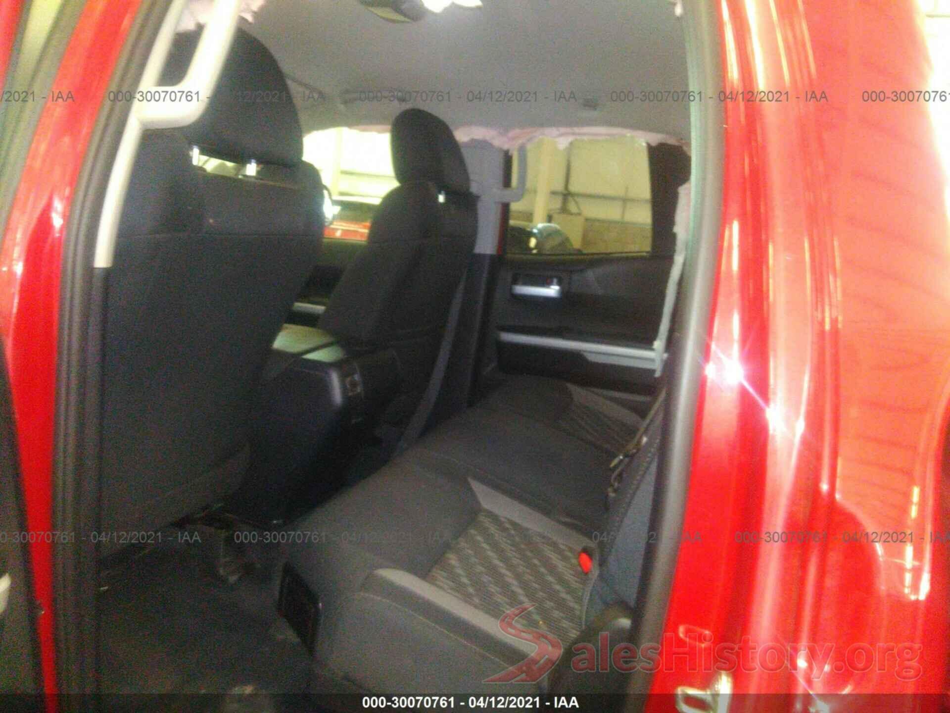 5TFUY5F10JX759523 2018 TOYOTA TUNDRA 4WD