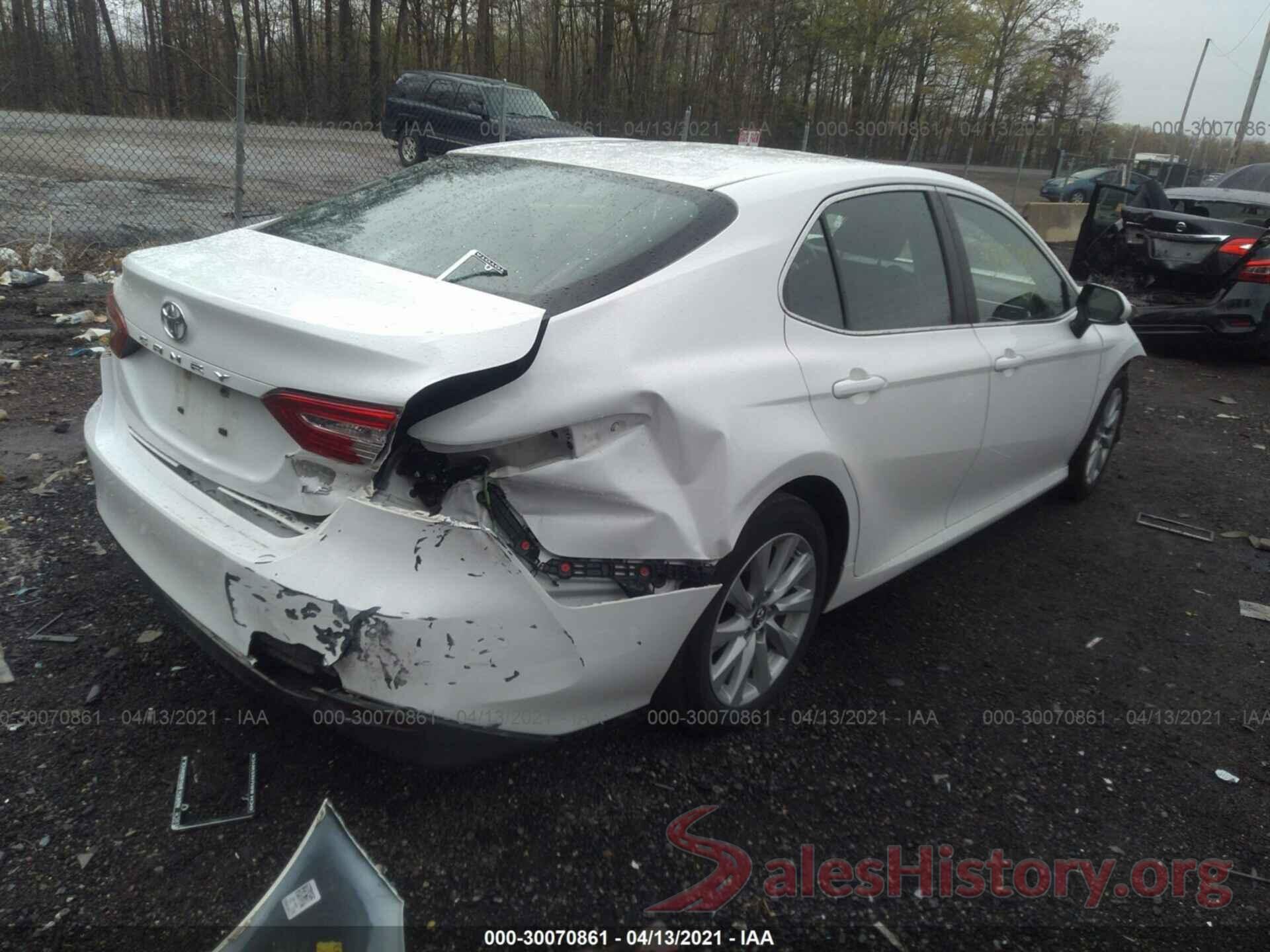 4T1B11HK5JU127916 2018 TOYOTA CAMRY