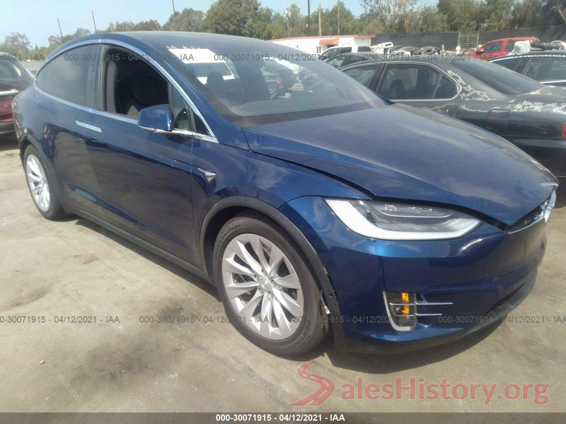 5YJXCDE20JF130130 2018 TESLA MODEL X