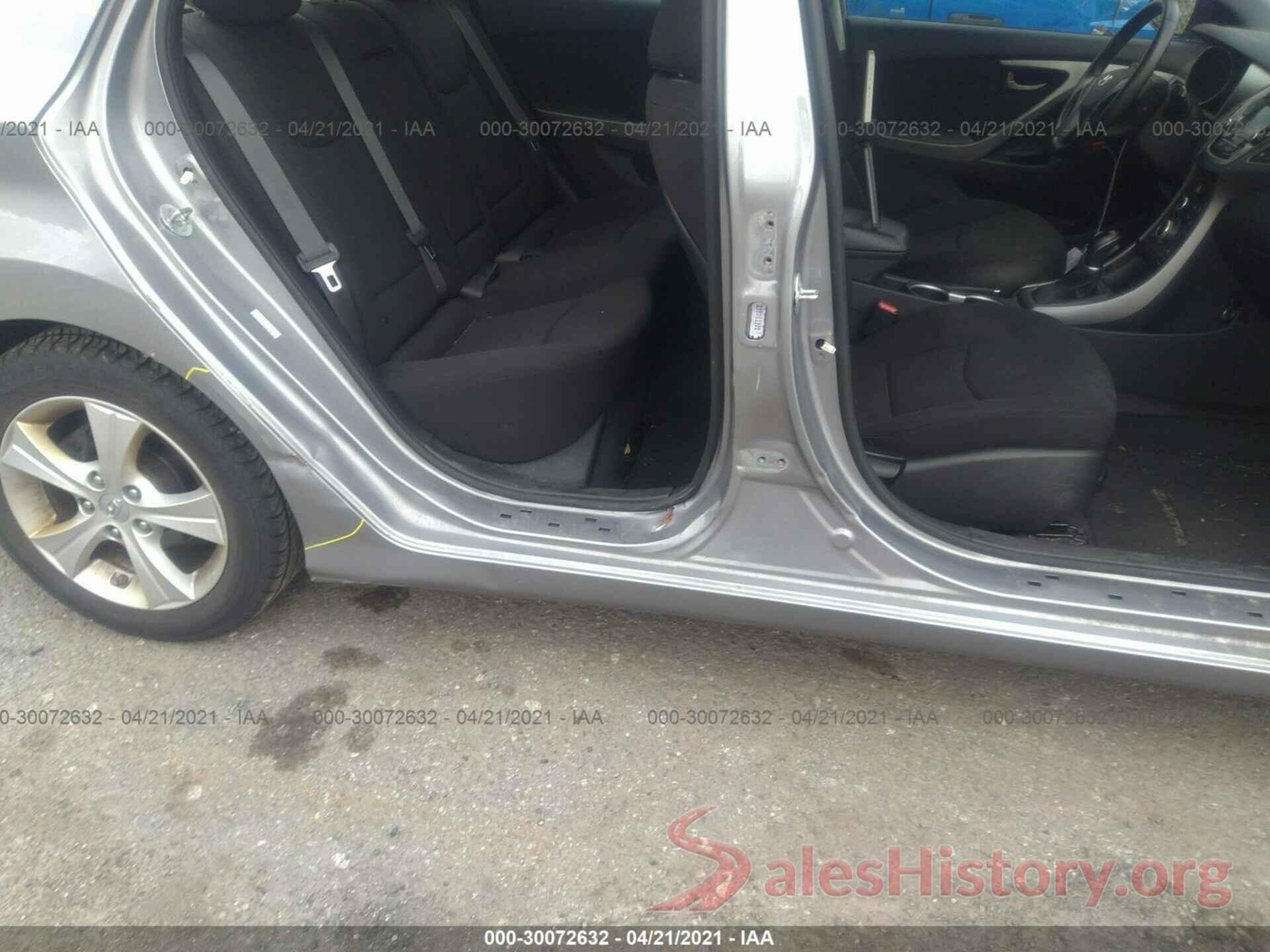 KMHDH4AE9GU520319 2016 HYUNDAI ELANTRA