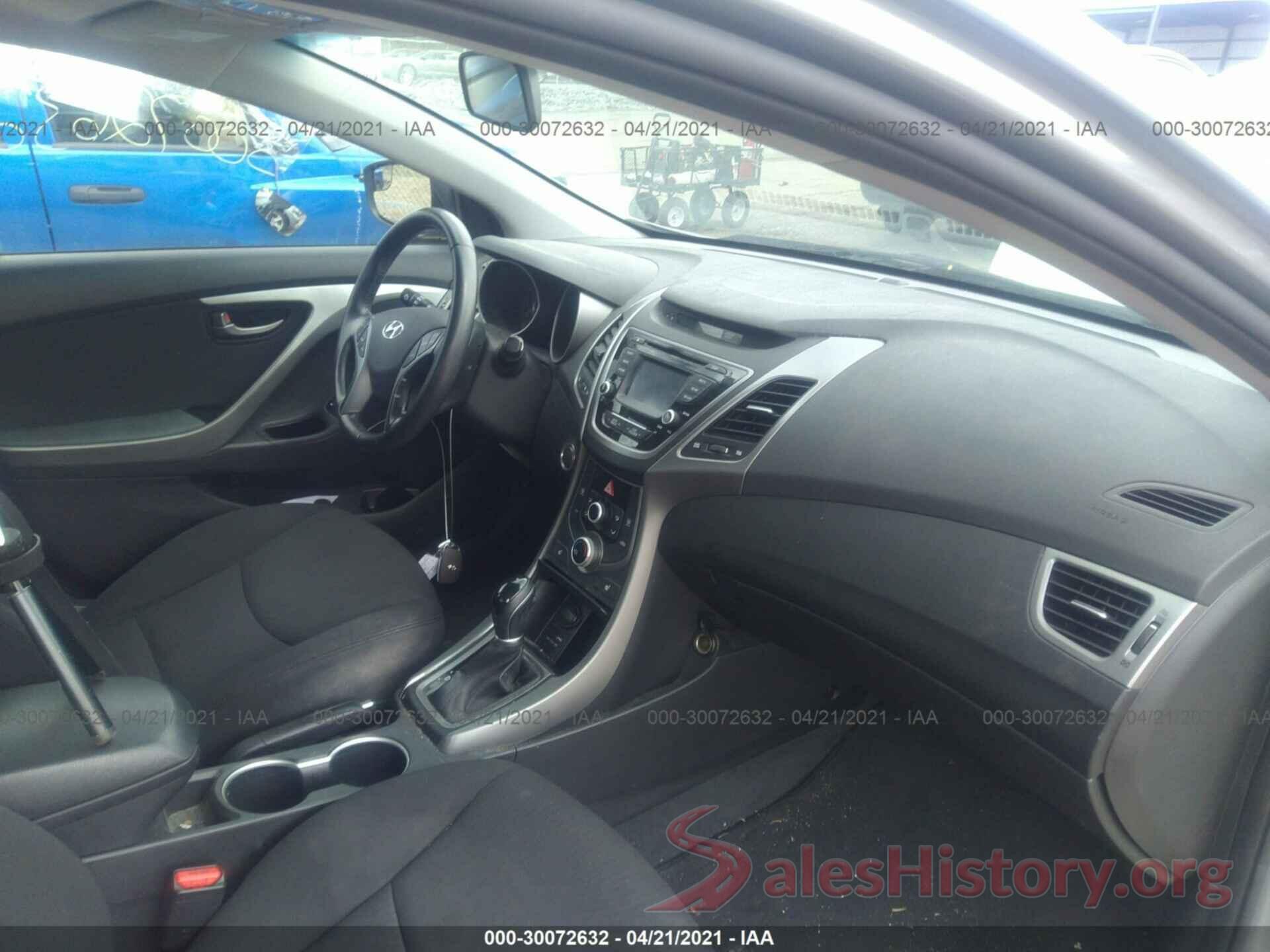 KMHDH4AE9GU520319 2016 HYUNDAI ELANTRA