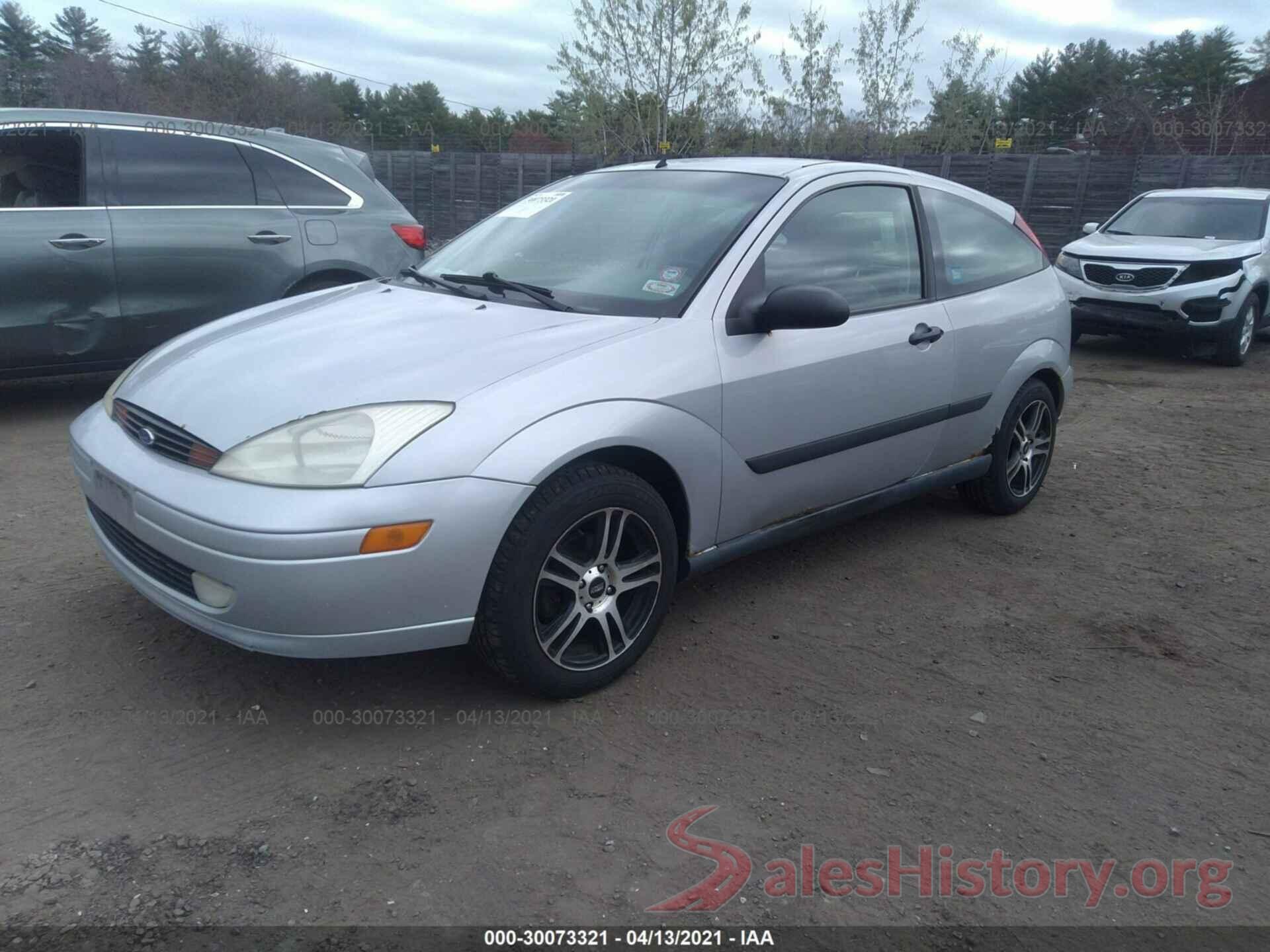 ZACCJADT6GPC82377 2001 FORD FOCUS