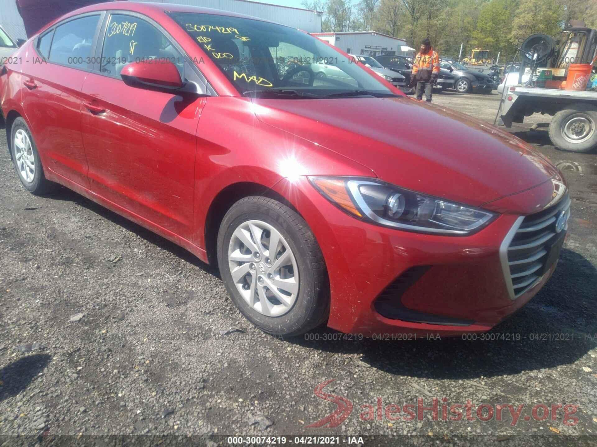 5NPD74LFXJH237748 2018 HYUNDAI ELANTRA