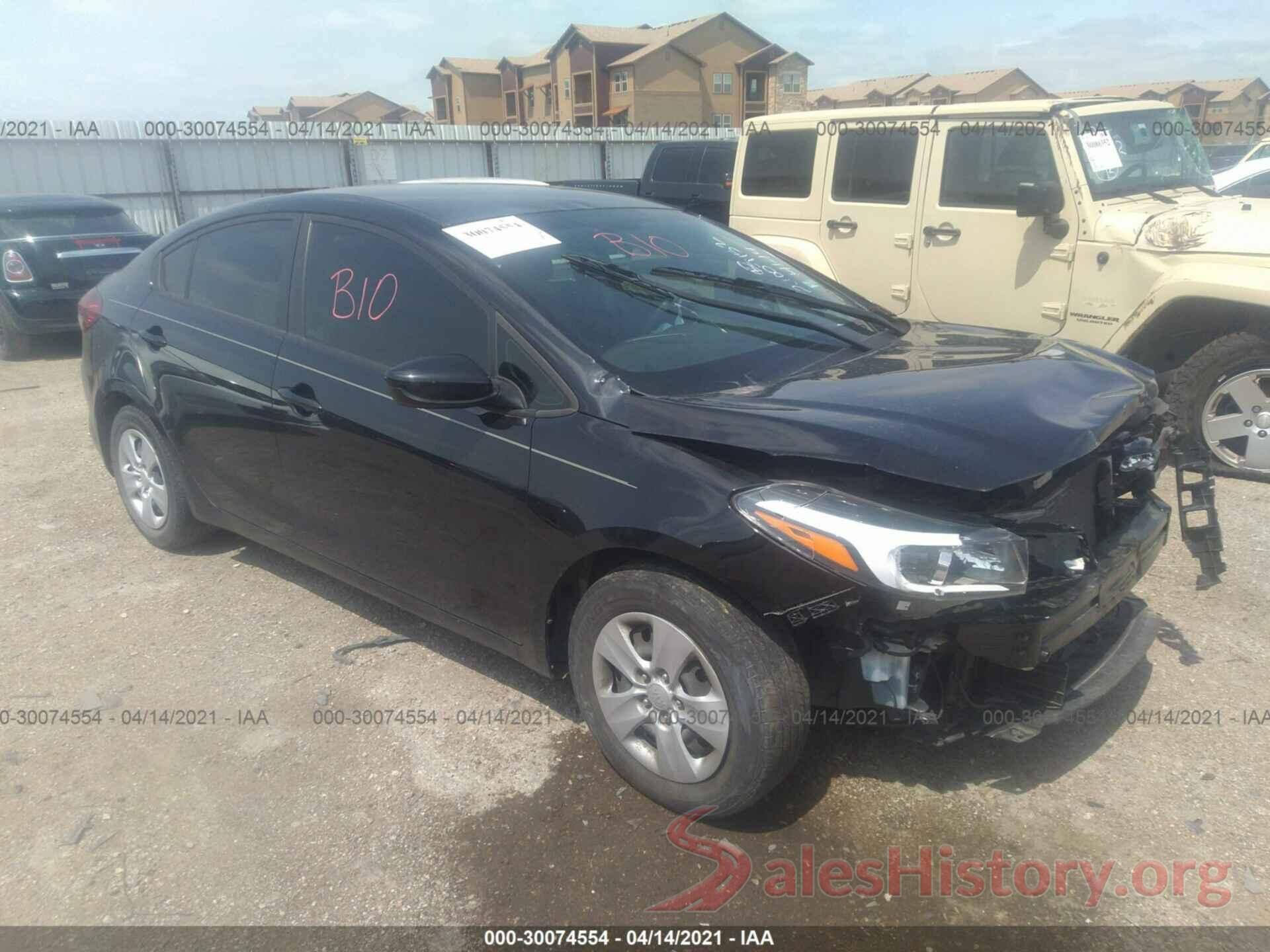 3KPFL4A73HE158033 2017 KIA FORTE