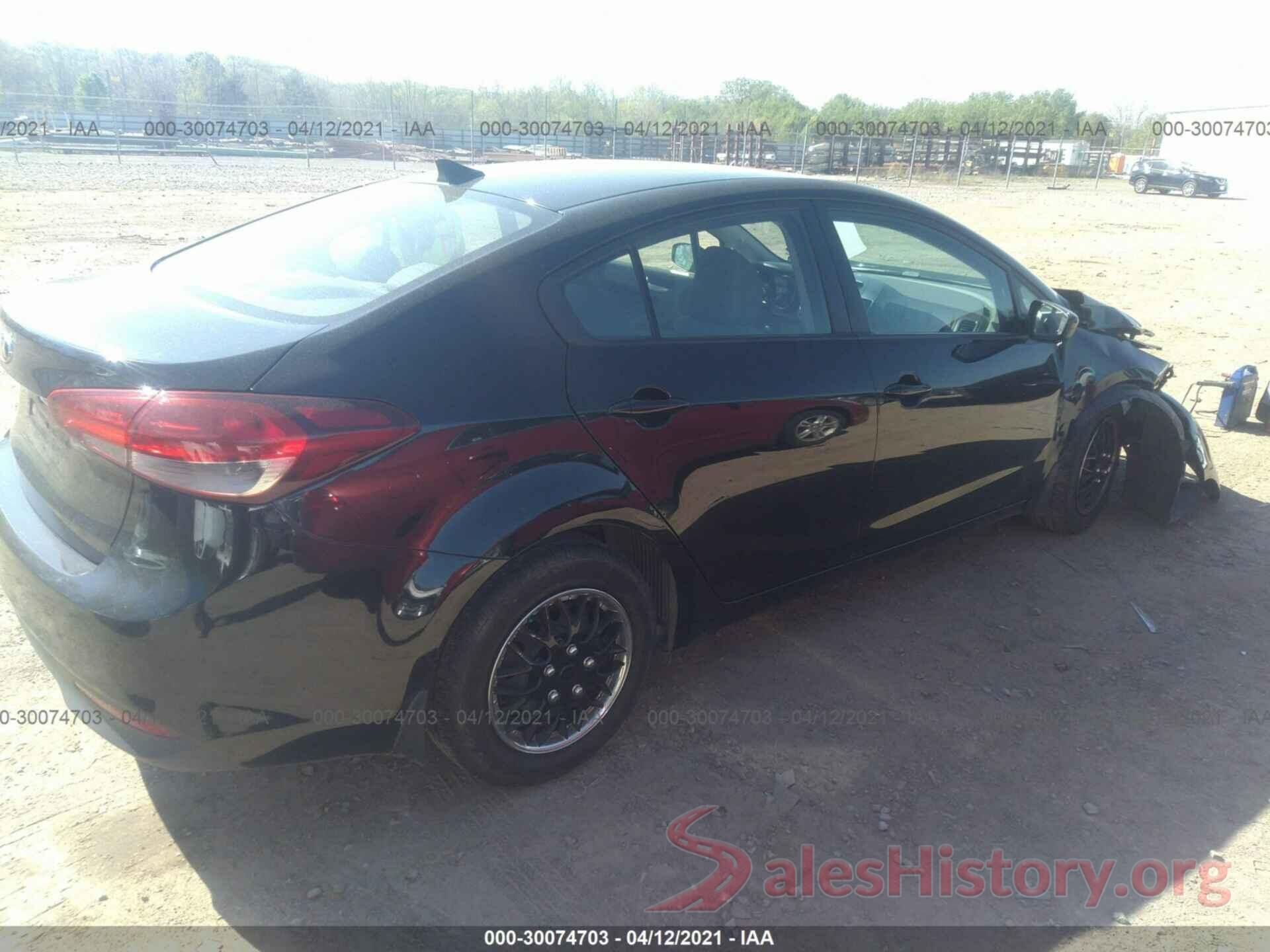 3KPFK4A78HE135091 2017 KIA FORTE