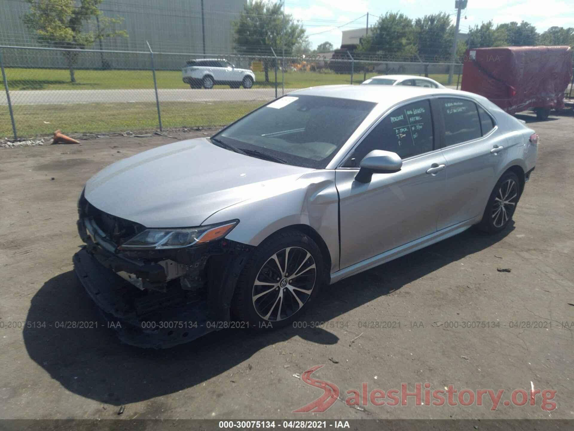 4T1B11HKXJU579635 2018 TOYOTA CAMRY