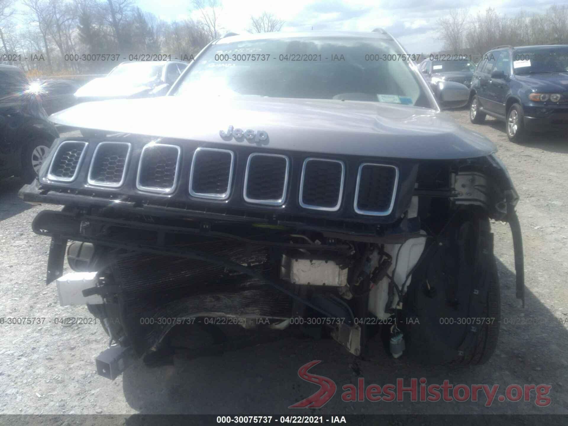 3C4NJDBB8JT366642 2018 JEEP COMPASS