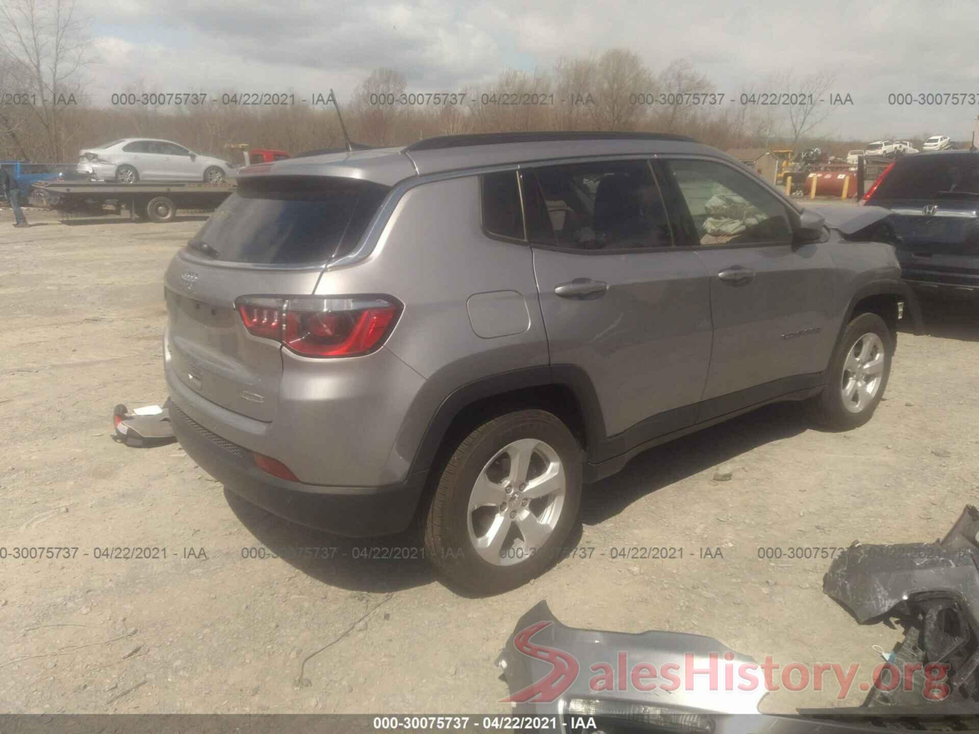 3C4NJDBB8JT366642 2018 JEEP COMPASS