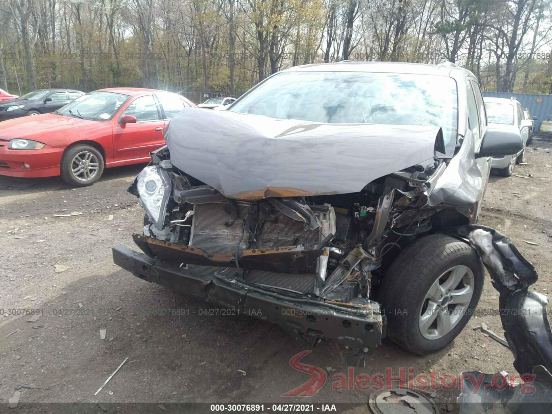 5TDKZ3DC5KS020751 2019 TOYOTA SIENNA