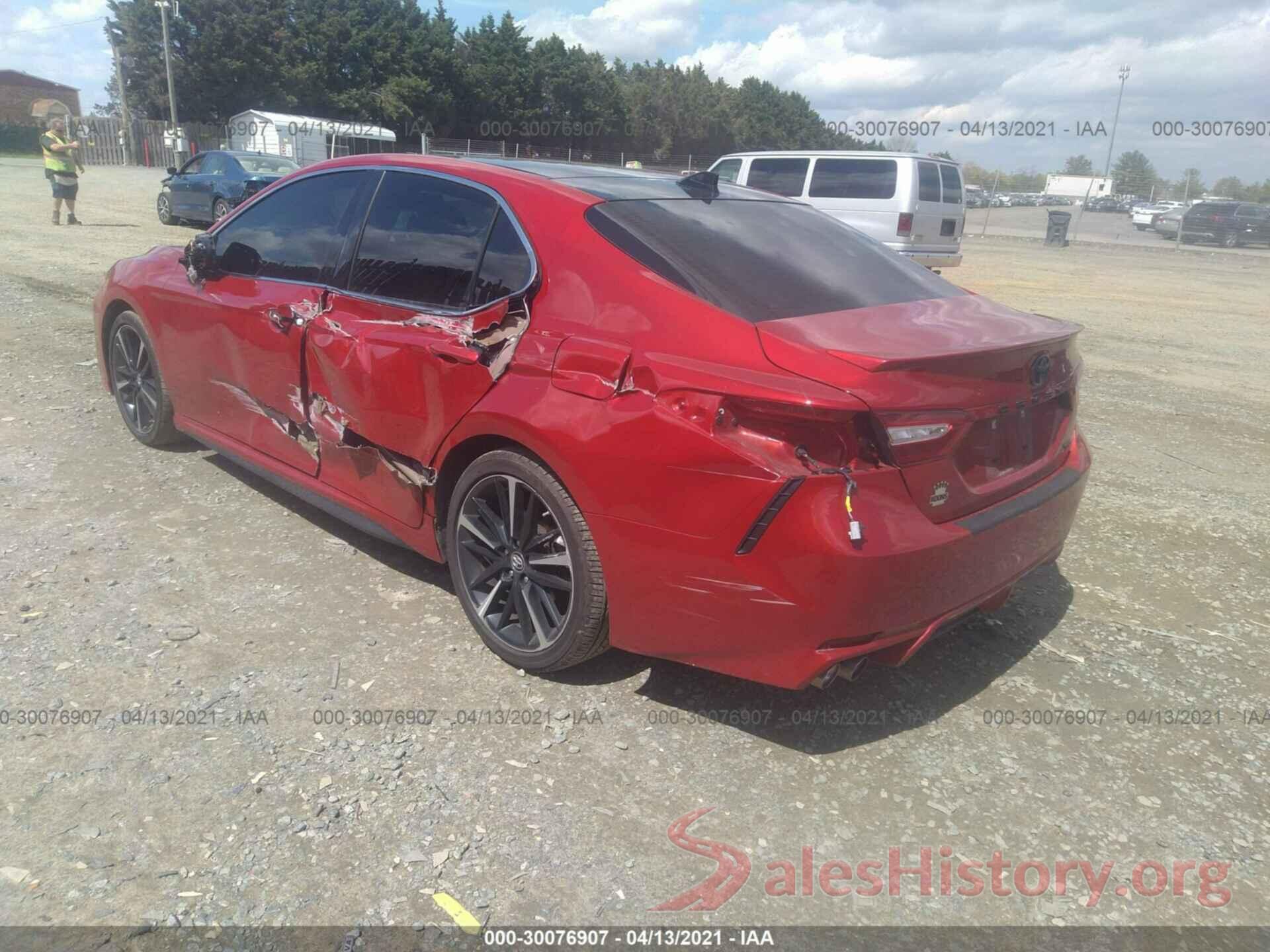 4T1B61HK4KU274411 2019 TOYOTA CAMRY