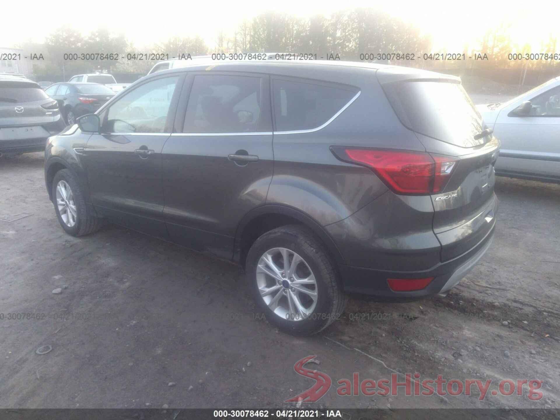 1FMCU9GDXKUA49289 2019 FORD ESCAPE