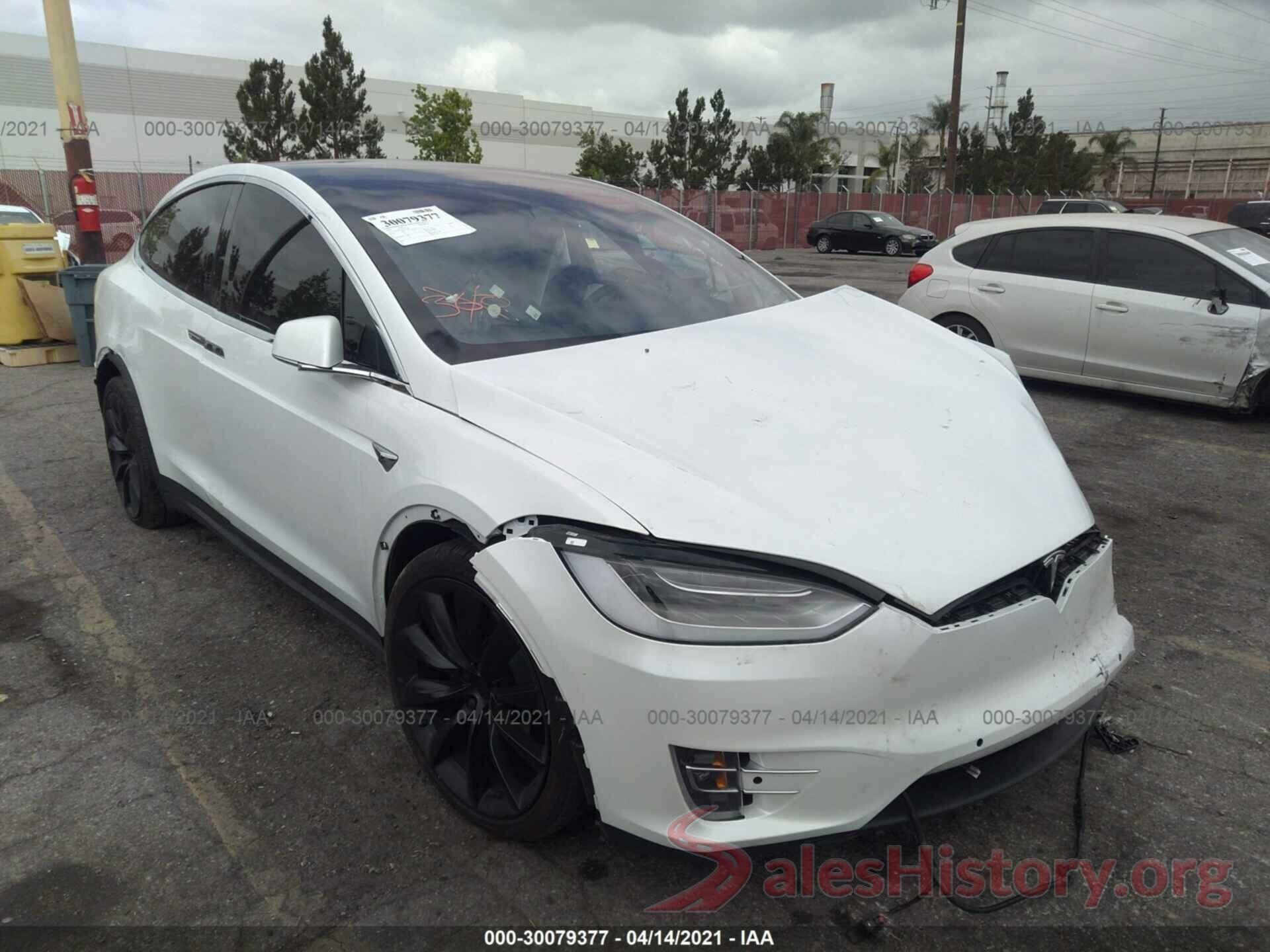 5YJXCDE22LF285944 2020 TESLA MODEL X